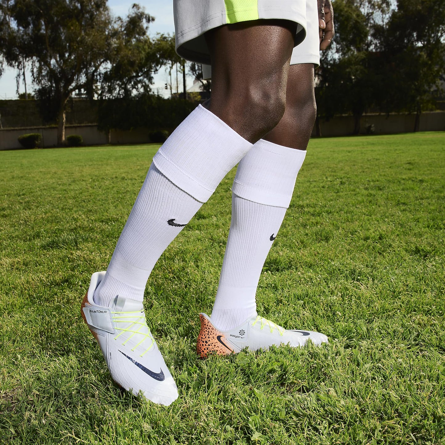 Nike Phantom GX 2 Academy EasyOn Electric MG Low-Top Soccer Cleats (FN8199-900, Multi-Color/Multi-Color) Size 11 - Nike