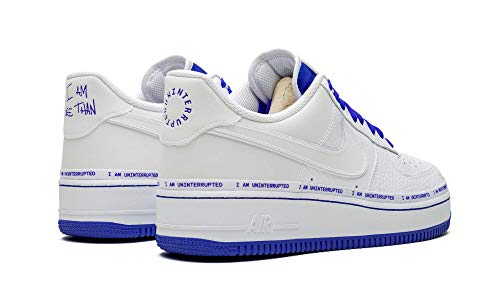 Uninterrupted x Nike Air Force 1 '07 MTAA QS - CQ0494-100 - Talla de hombre 9.5 - Blanco/Azul