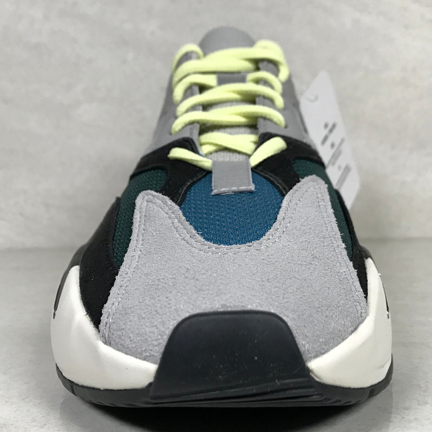 DS Adidas Yeezy 700 Wave Runner Size 5