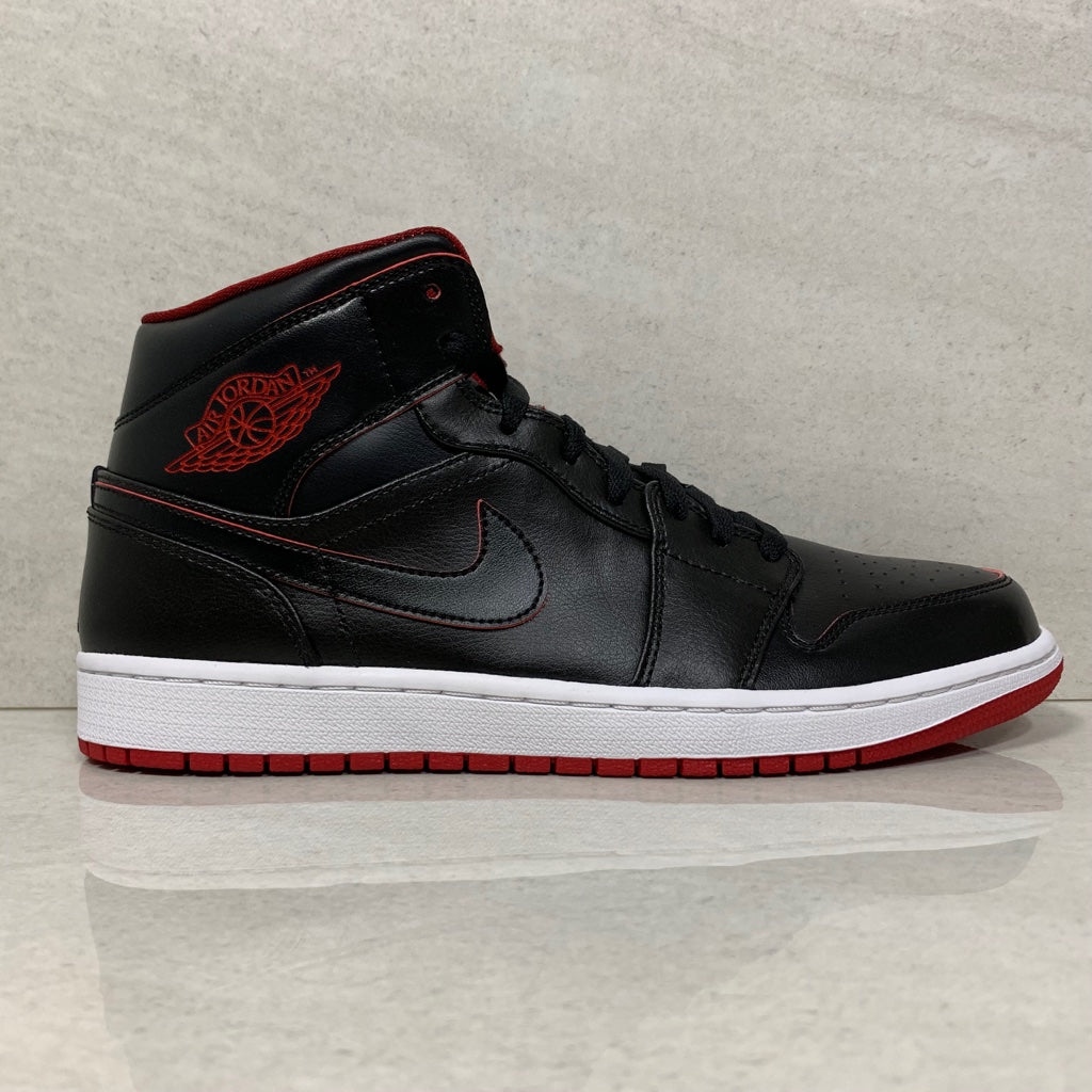 Air Jordan 1 Mid Un Lance Mountain Negras/Blancas/Rojas - 554724-028 - Talla de hombre 10.5