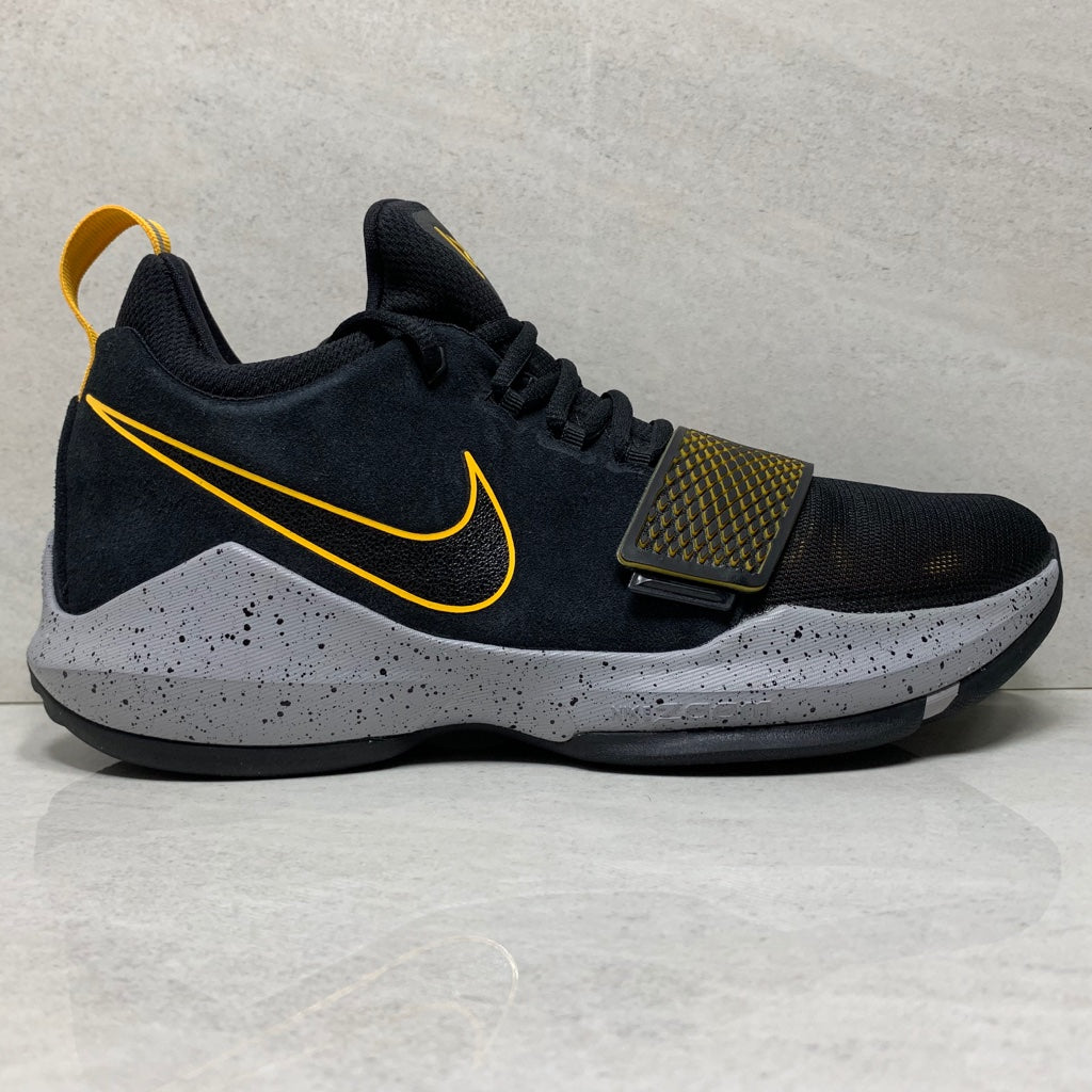 Nike Basketball PG1 - 878627-006 - Men's Size 10 Black / University Gold