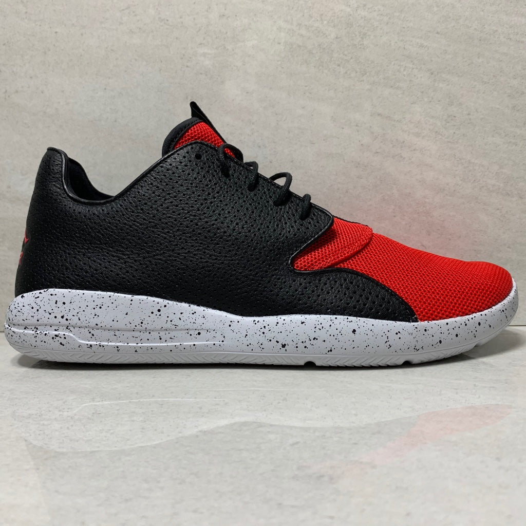 Jordan Eclipse Black/Red - 724010 018 - Men's Size 10.5 - 724010-018