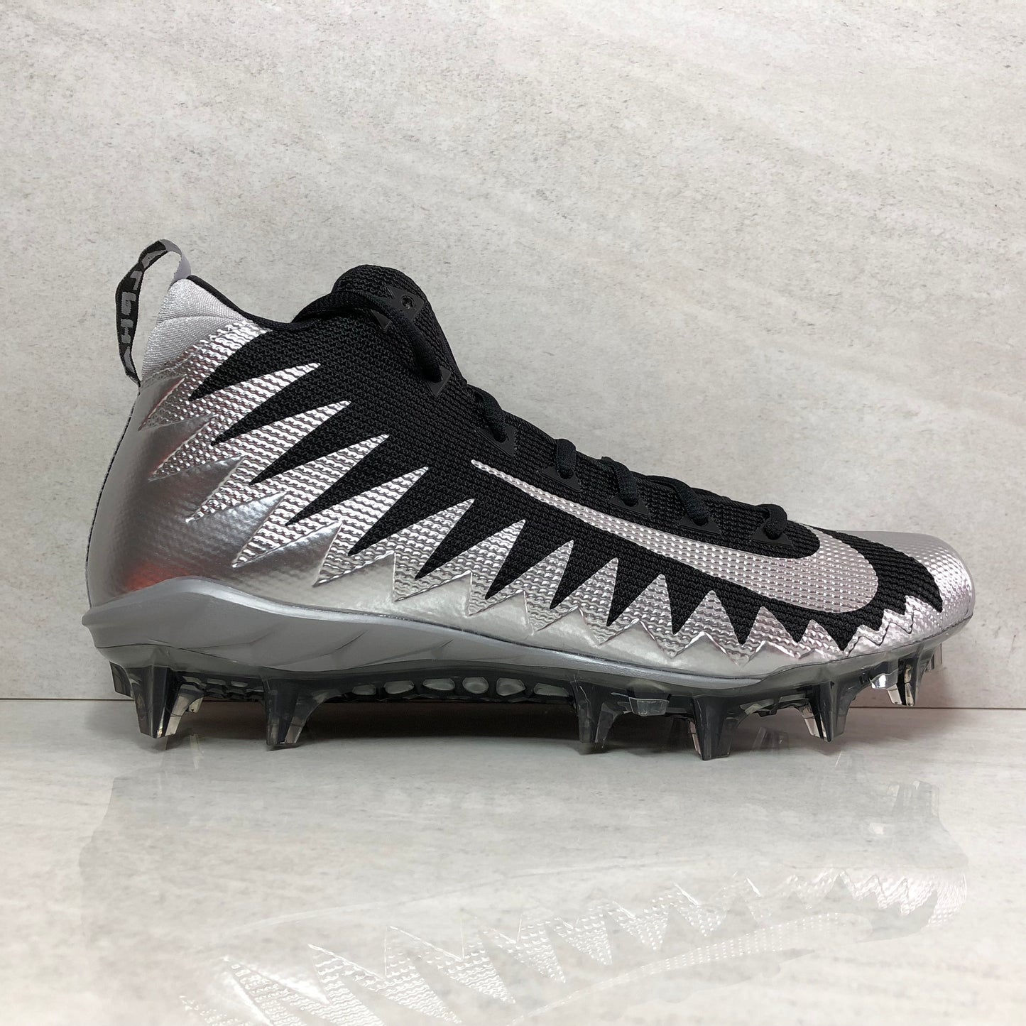 Nike Alpha Menace Pro Mid Football Cleats 871451 001 Men's Size 9/Size 10.5/Size 11.5/Size 12 Metallic Silver/Black