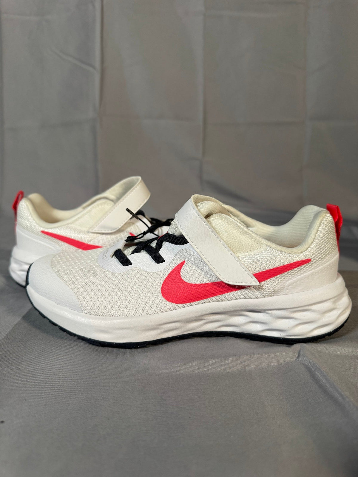 Nike Revolution 6 NN PSV Kids Shoes DD1095-101 White Sea Coral Gridiron