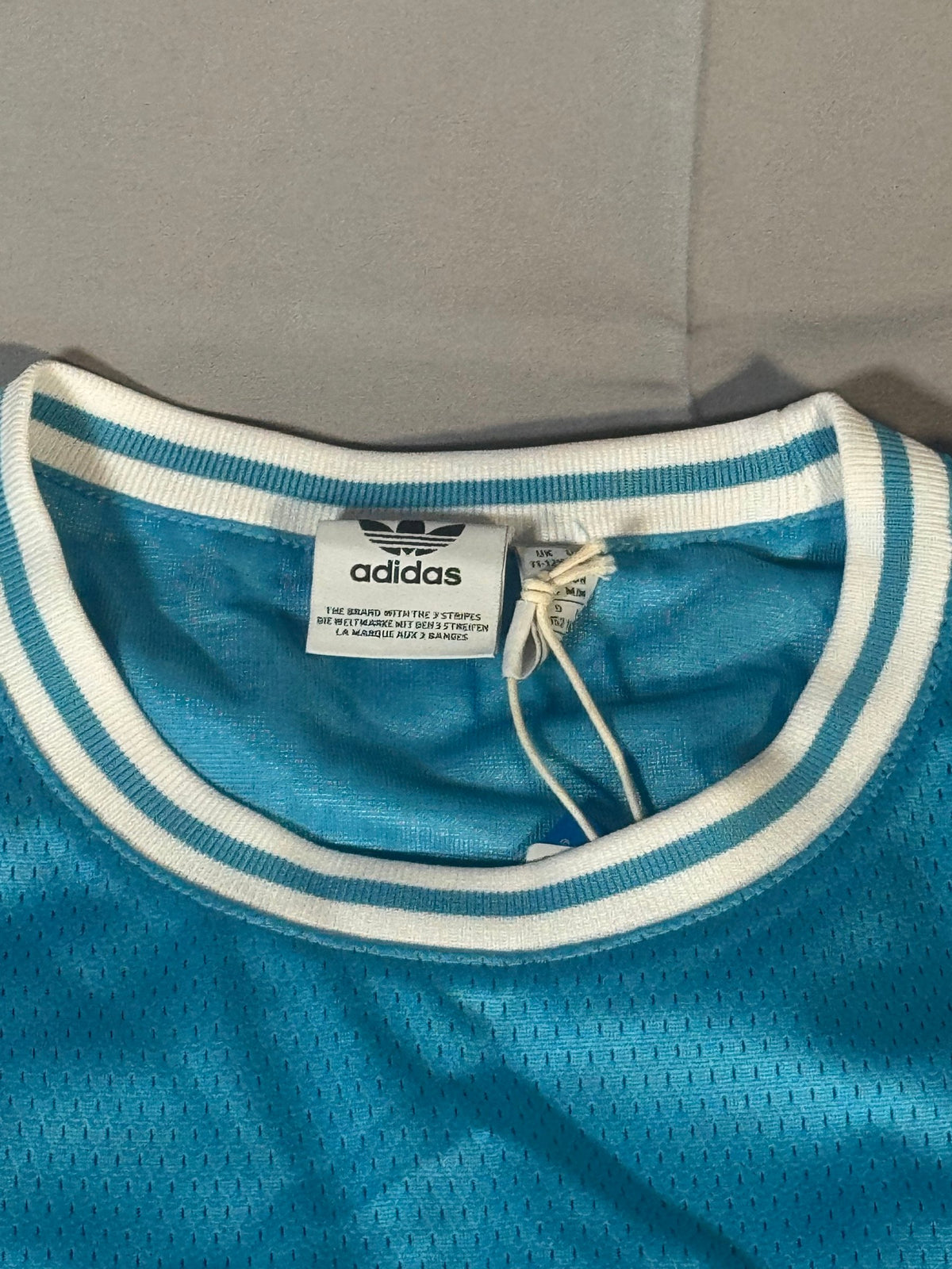 adidas Originals Boys' Basketball Tank JW1984 Sky Rush Youth NWT