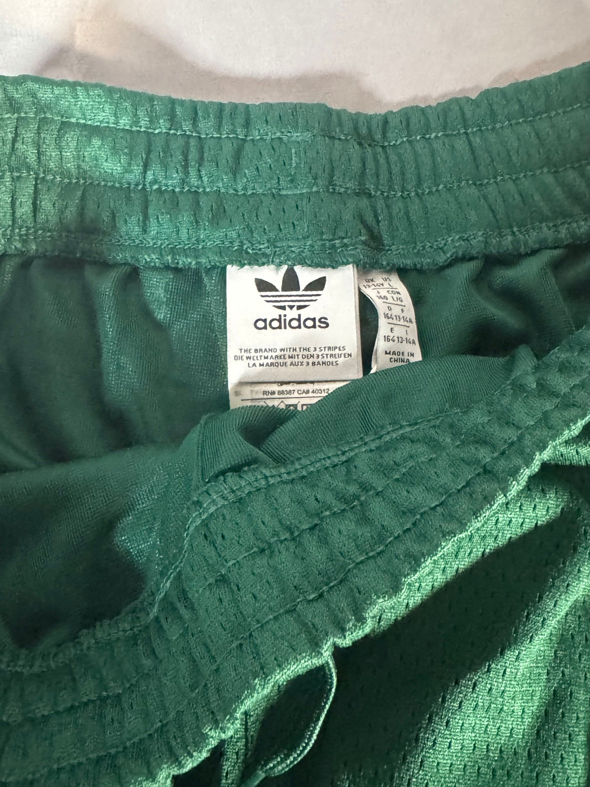 adidas Originals Boys' Basketball Shorts JW1986 Collegiate Green Youth NWT