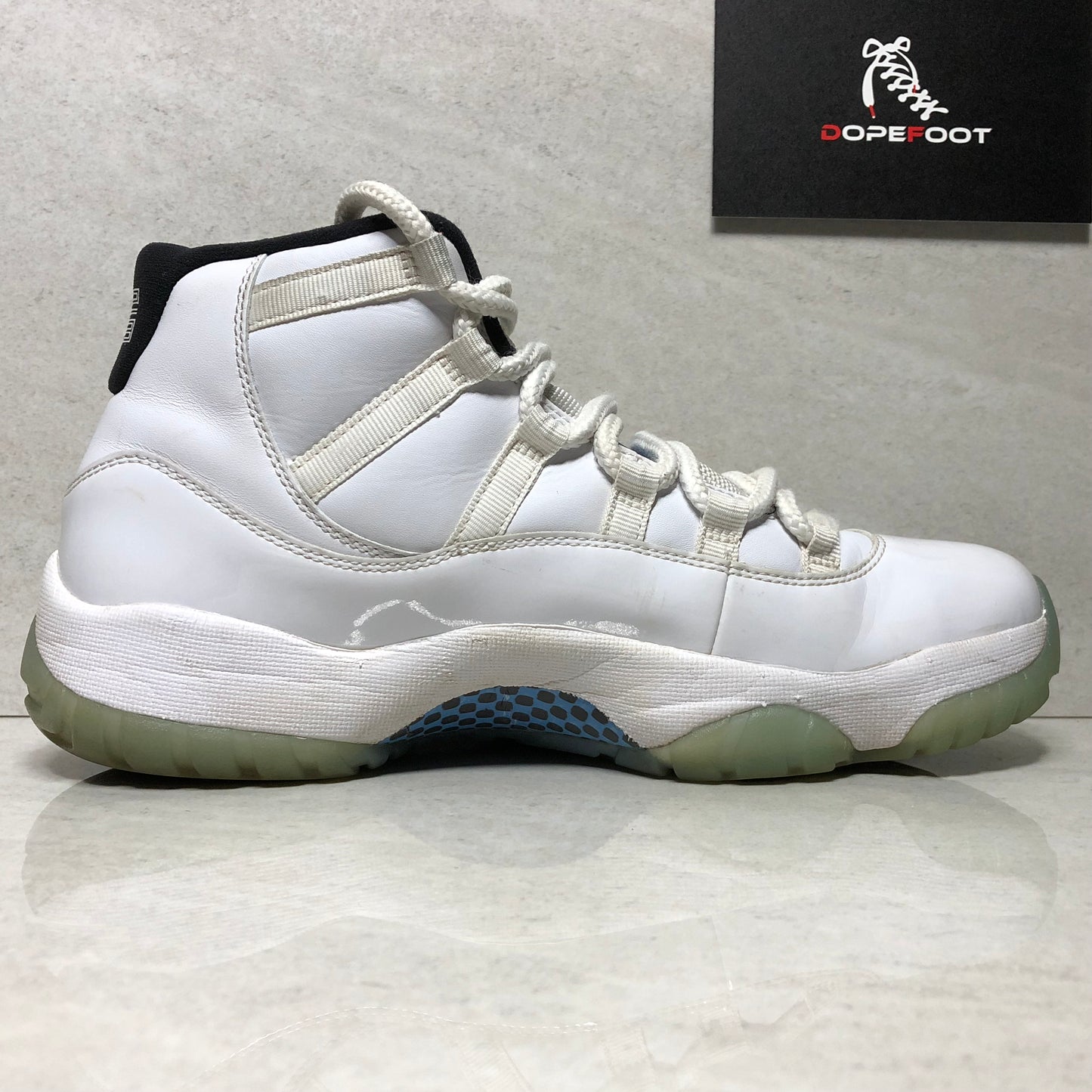 Nike Air Jordan 11 XI Retro Legend Blue Size 8.5 378037 117 White/Legend Blue-Black 2014 - Nike