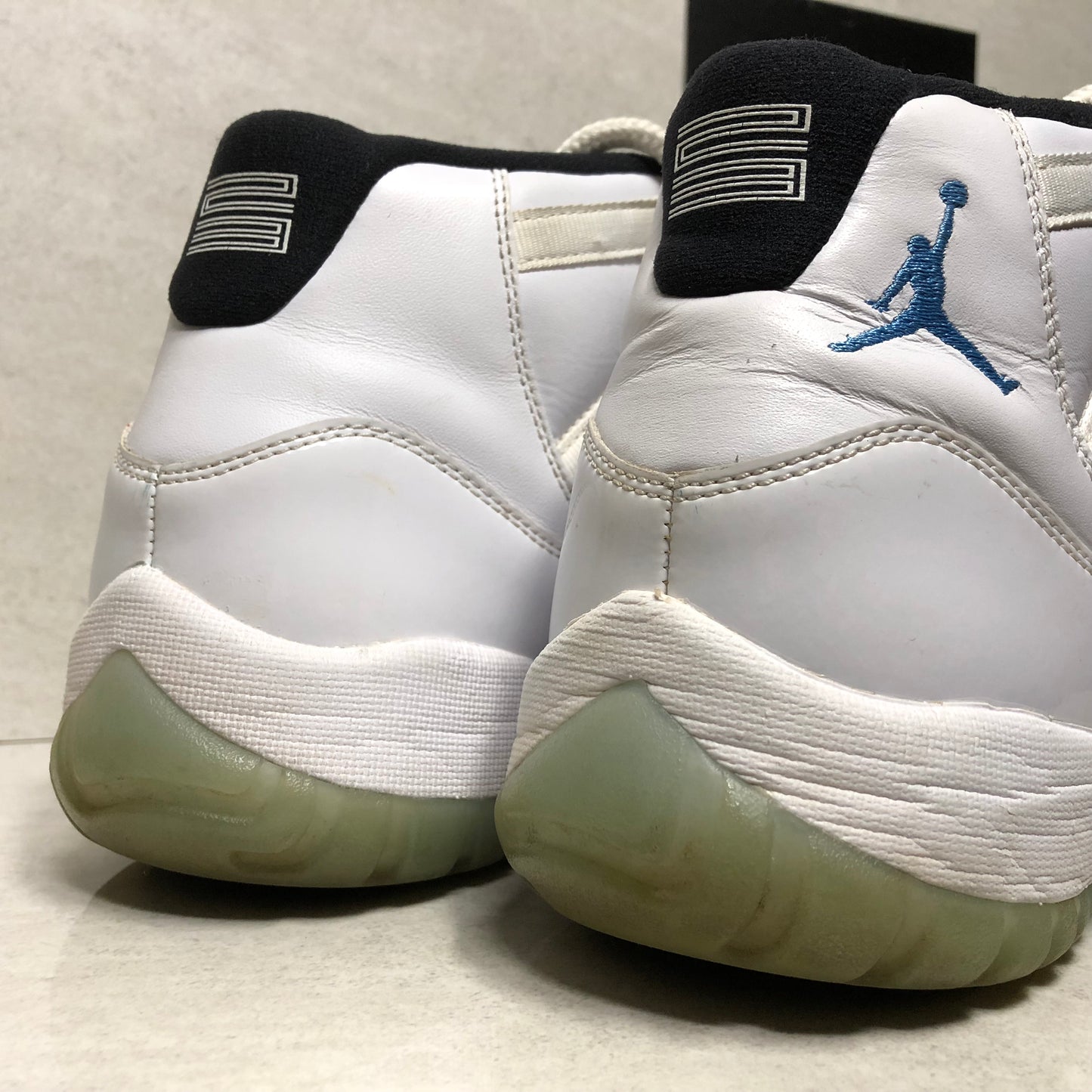 Nike Air Jordan 11 XI Retro Legend Blue Size 8.5 378037 117 White/Legend Blue-Black 2014 - Nike
