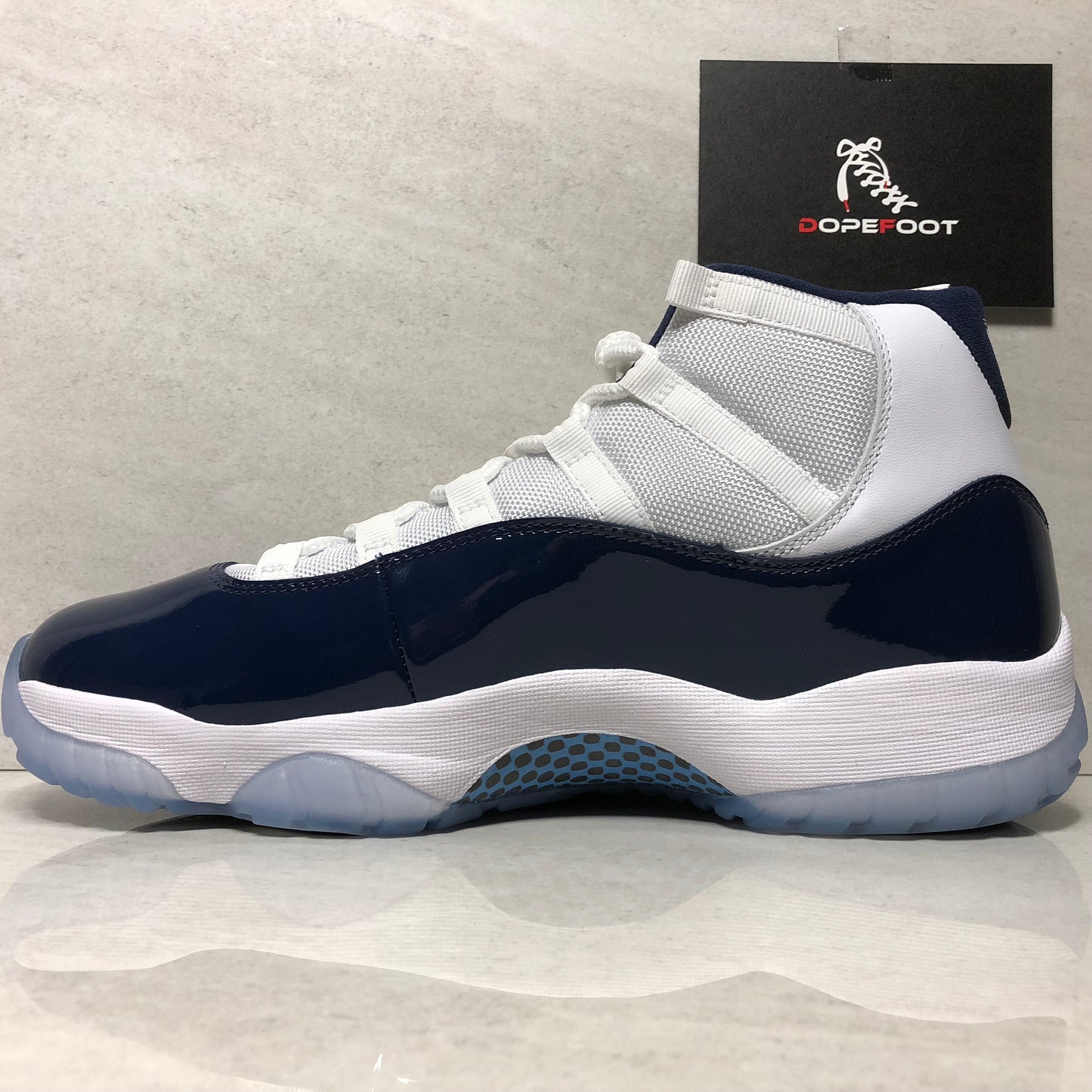 Air Jordan 11 XI Retro Win Like 82 - 378037-123 - Talla de hombre 12