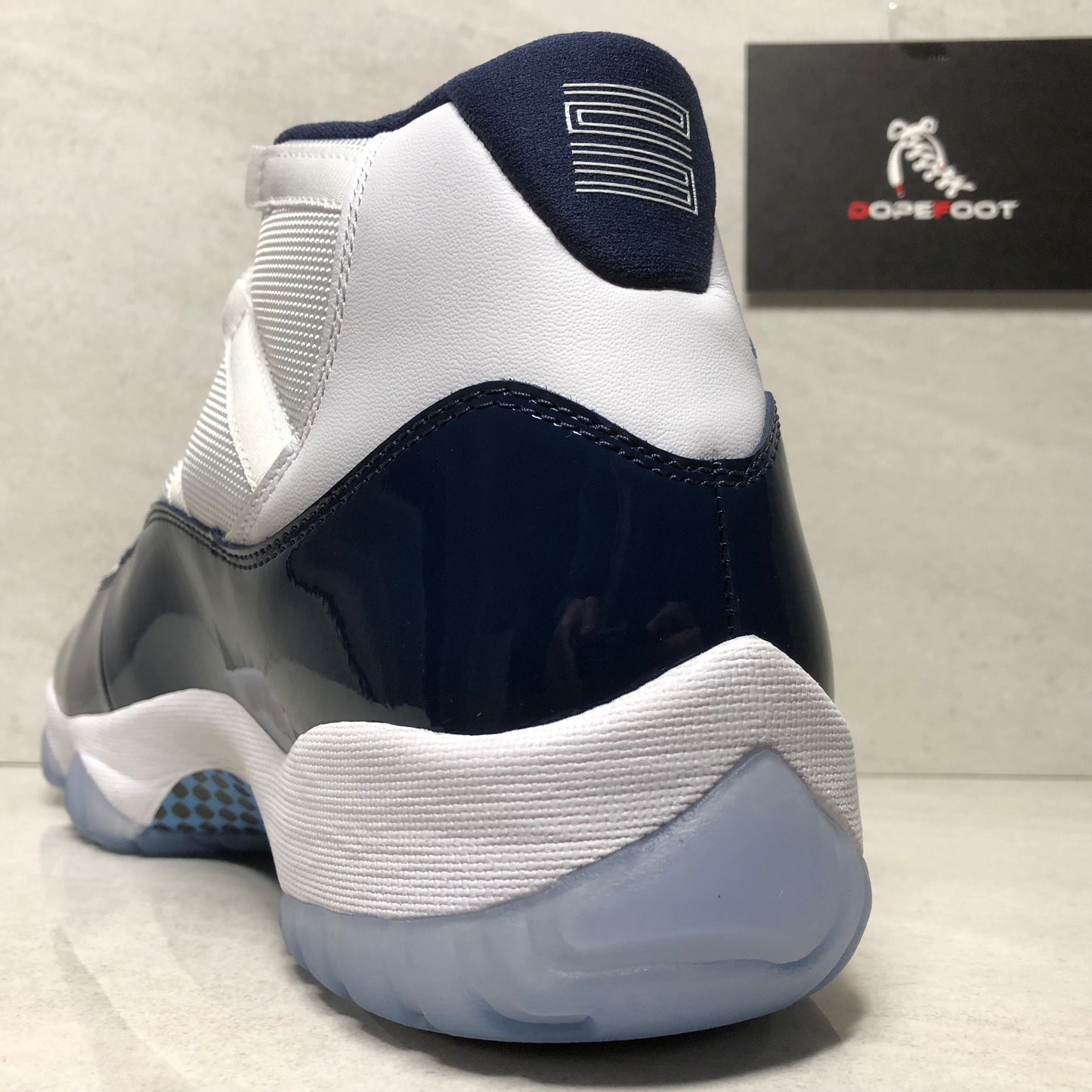 Air Jordan 11 XI Retro Win Like 82 - 378037-123 - Talla de hombre 12