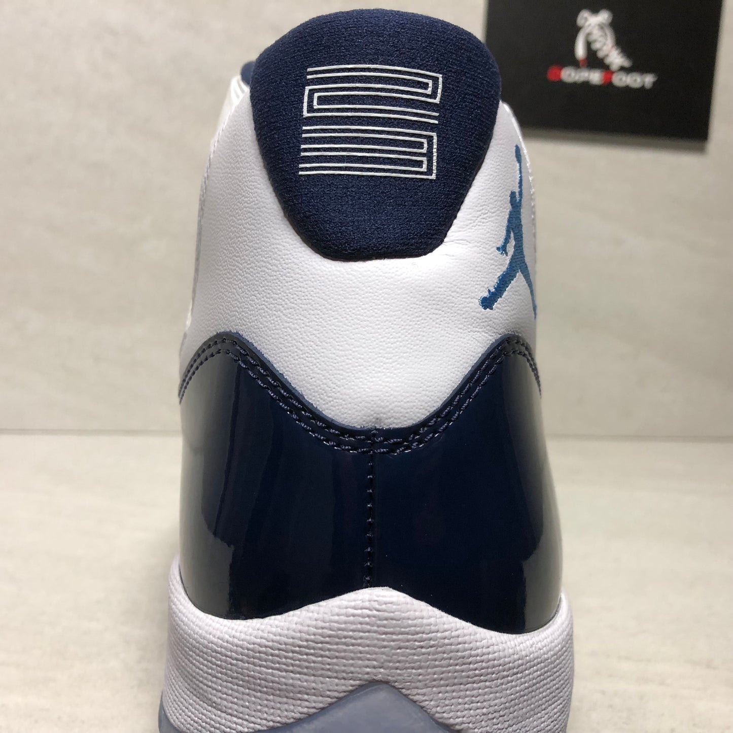 Air Jordan 11 XI Retro Win Like 82 - 378037-123 - Talla de hombre 12