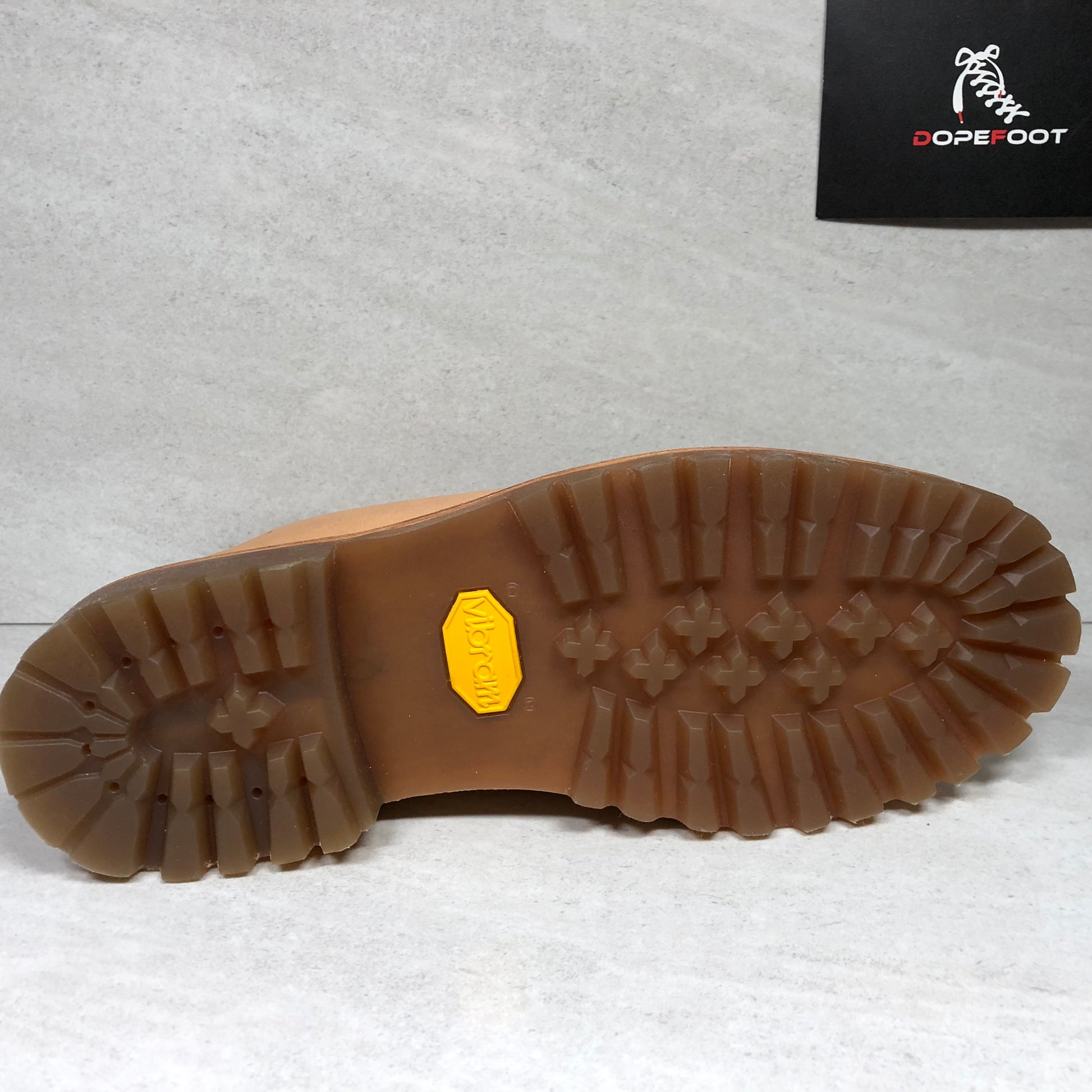 DS Timberland 6" Premium Perforated Veg Tan Size 10.5 Horween Leather TB0A1BBJ - Timberland
