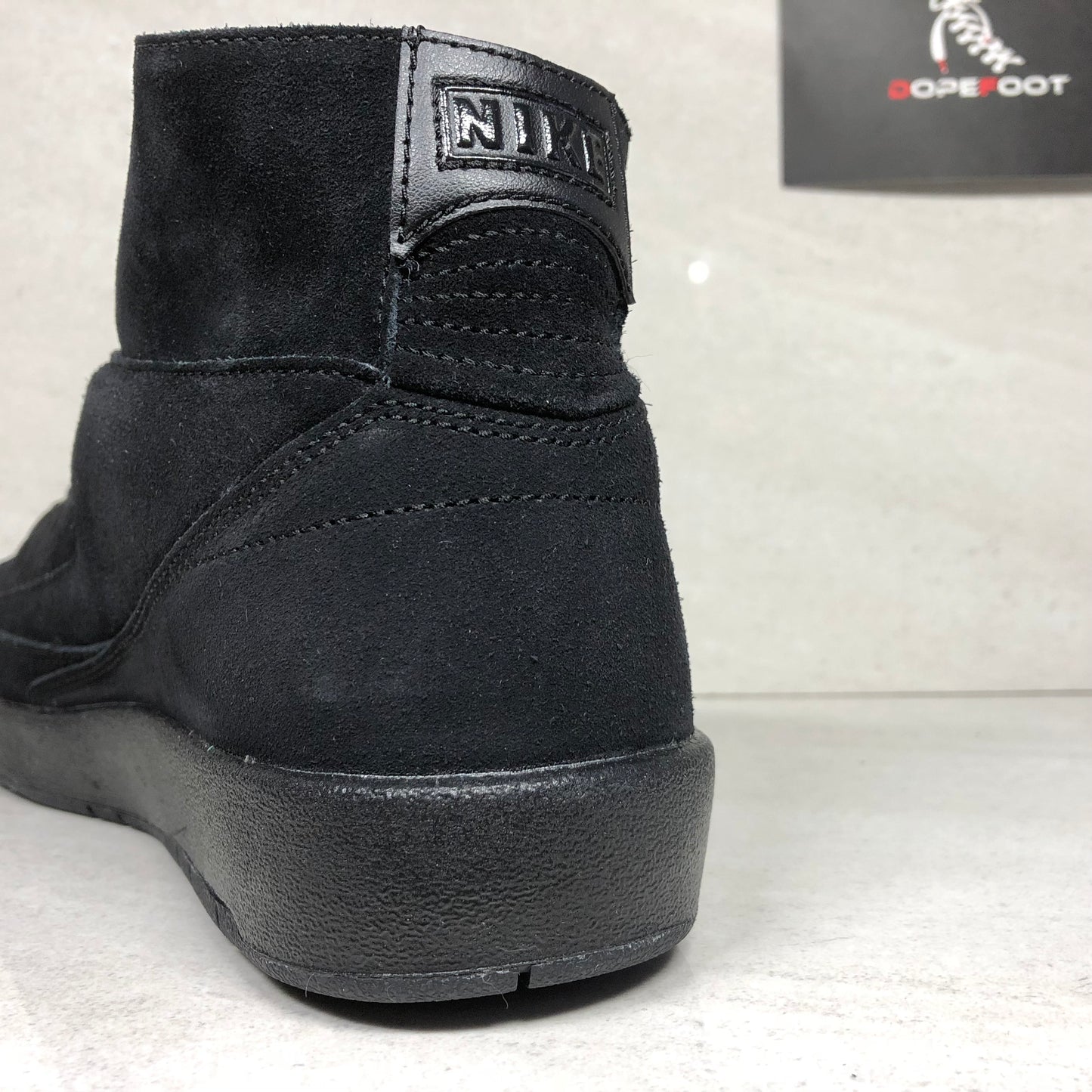 Air Jordan 2 Decon Black Suede - 897521 010 - Talla 8/Talla 8.5/Talla 10.5