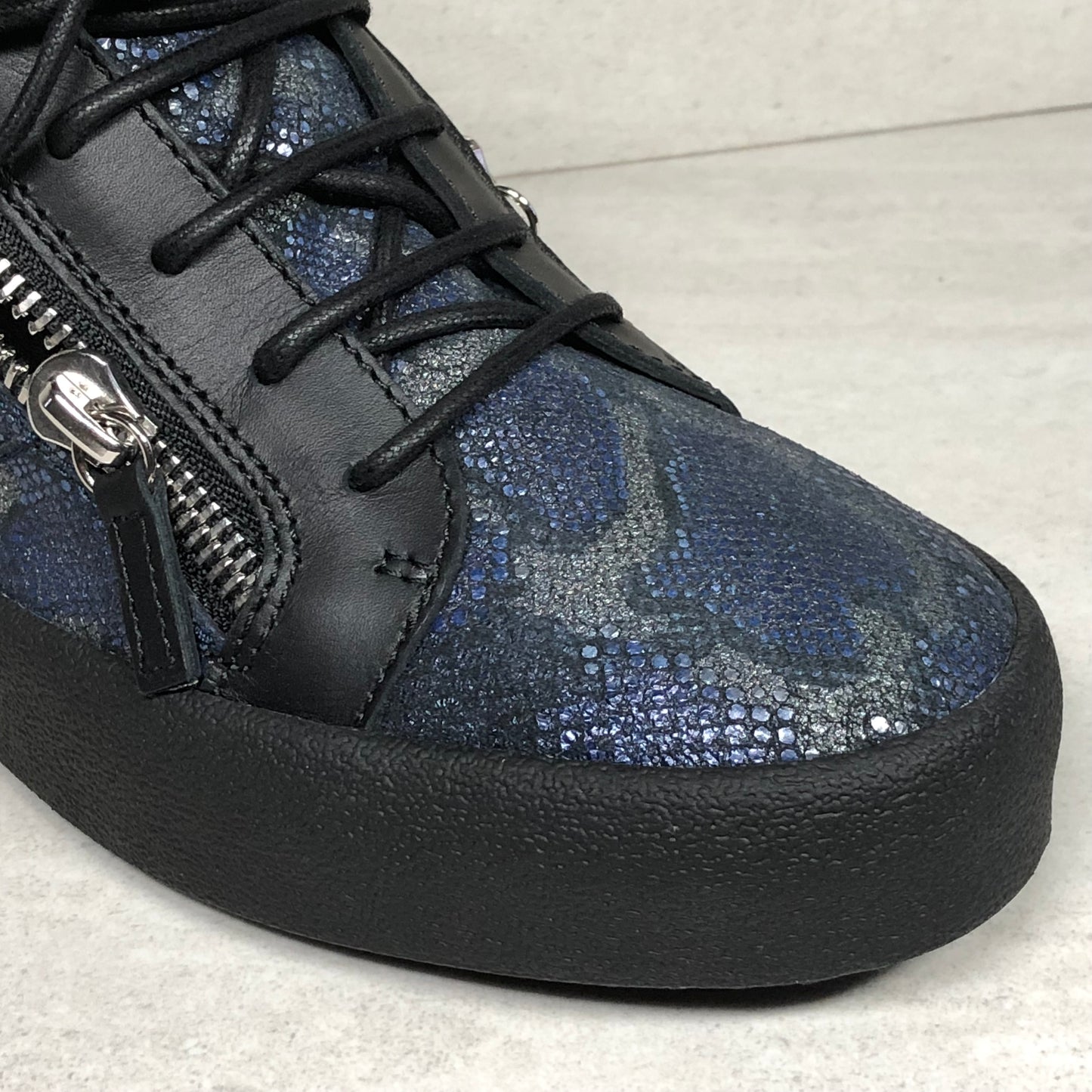 Giuseppe Zanotti Double Zip Sneakers Size 7 May Lond Black/Navy Blue Snakeskin - DOPEFOOT