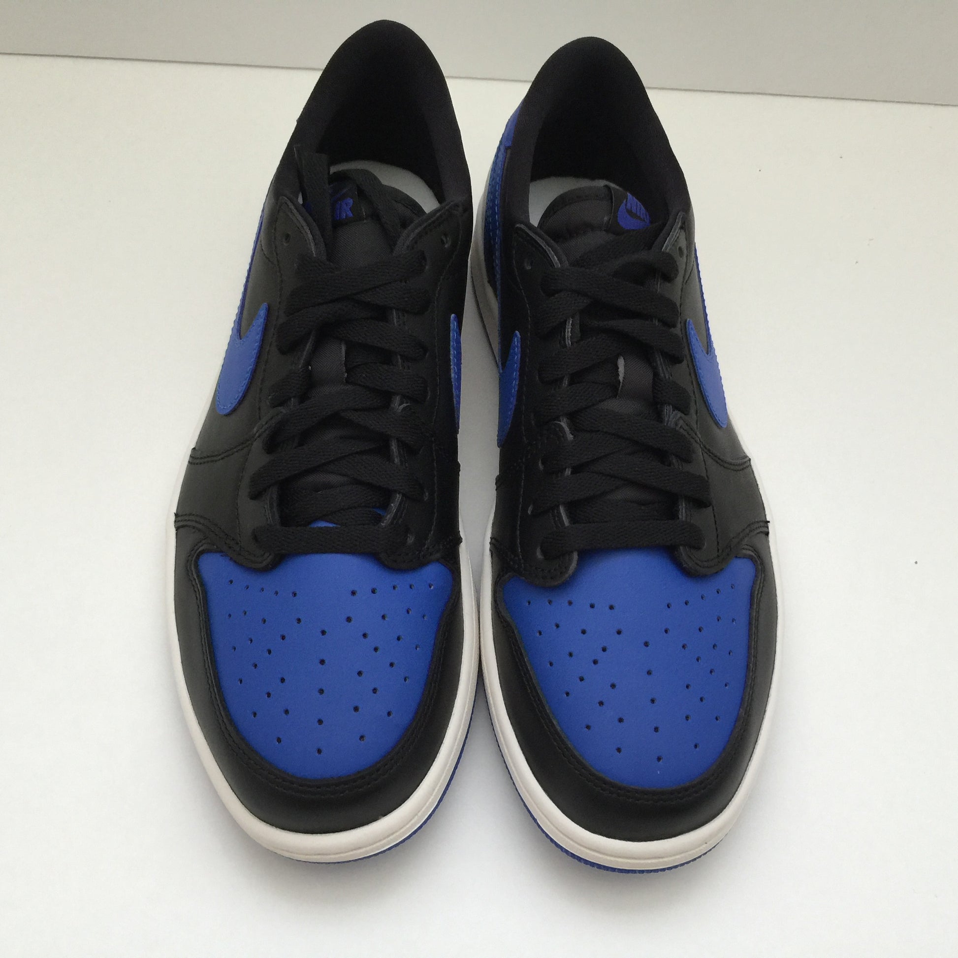 DS Nike Air Jordan 1 I Low OG "Royal" Size 10.5/Size 12 - DOPEFOOT
 - 3