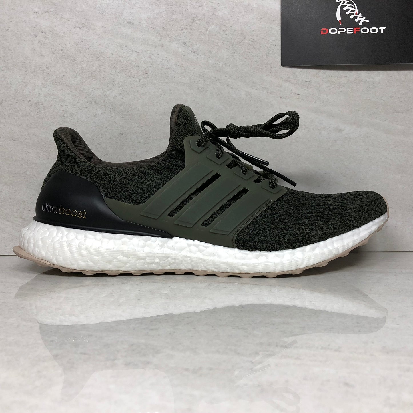 DS Adidas Ultra Boost 3.0 Night Cargo Sample Size 9 Olive Green S80637 - Adidas