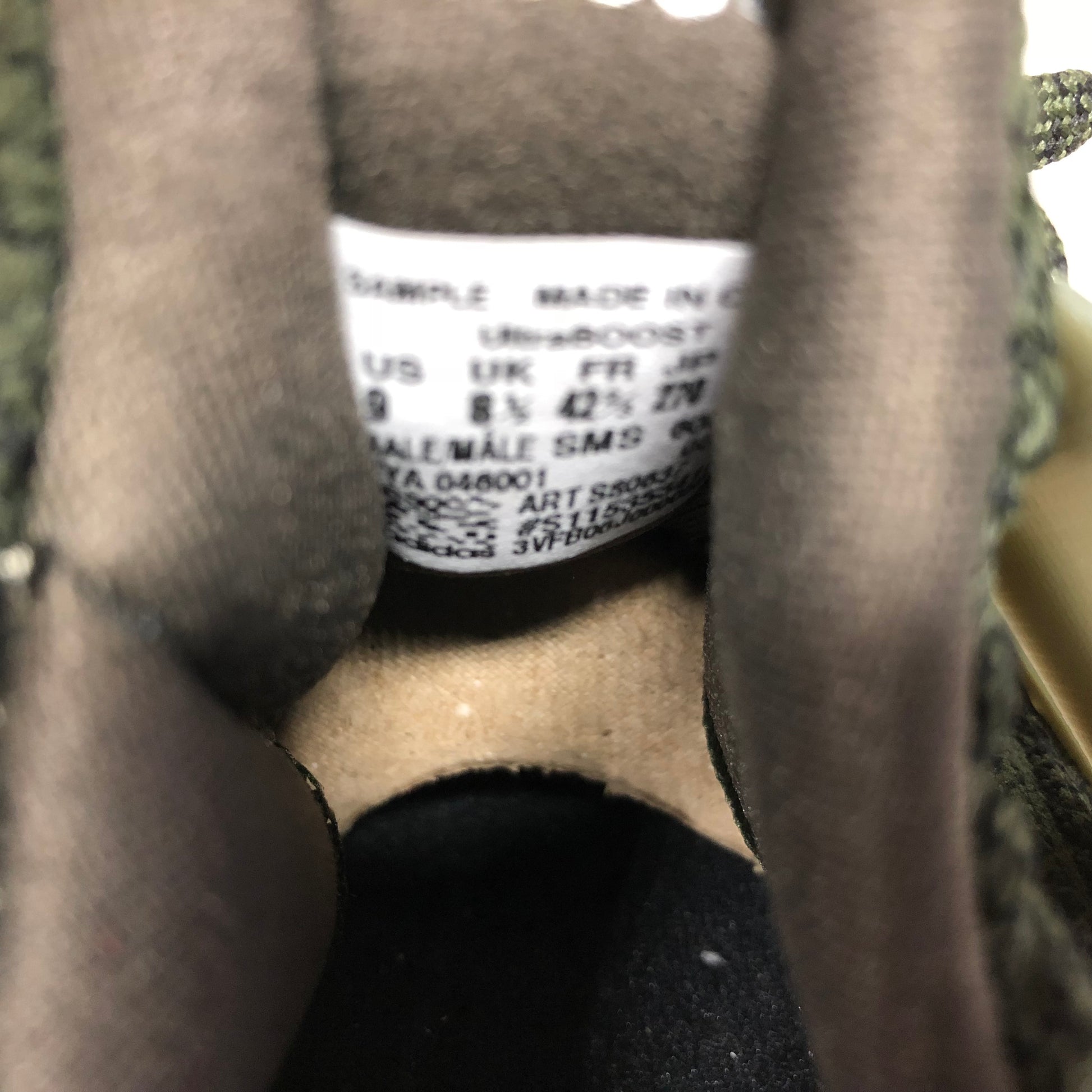 DS Adidas Ultra Boost 3.0 Night Cargo Sample Size 9 Olive Green S80637 - Adidas