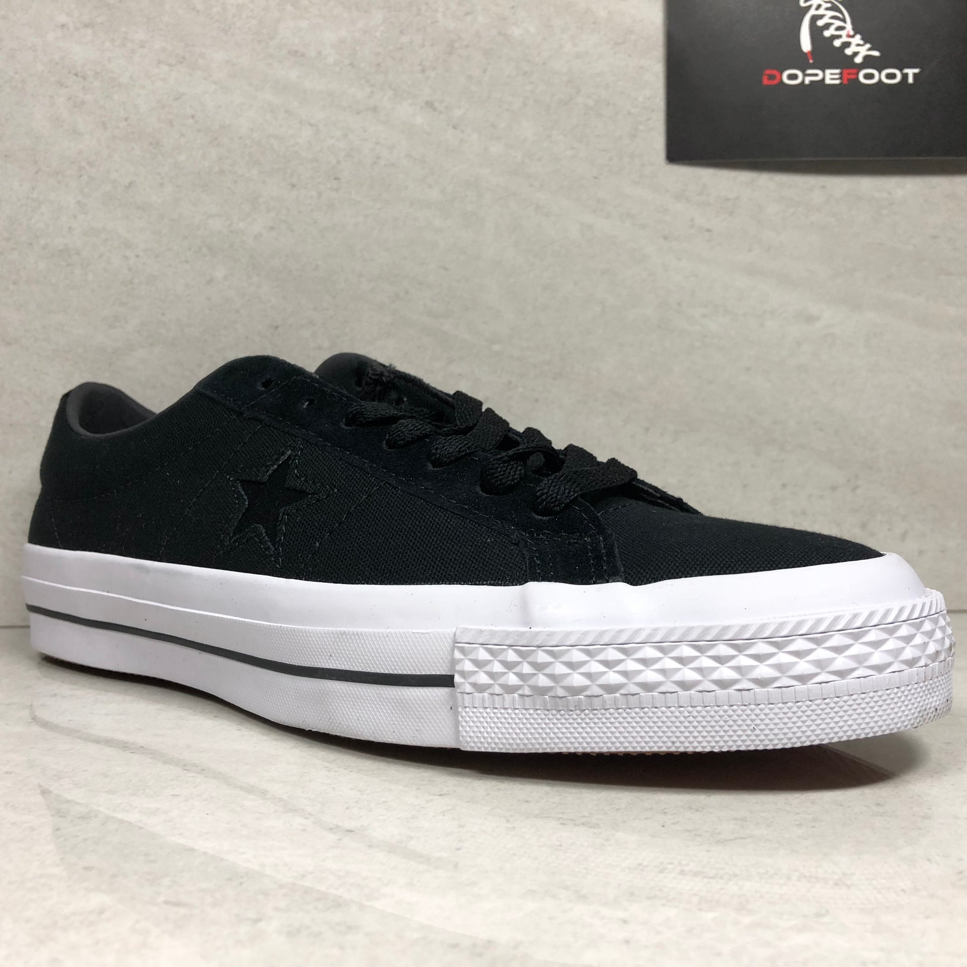 Converse One Star Canvas Ox Size 8/Size 9/Size 10 Black/White 153710C - Converse