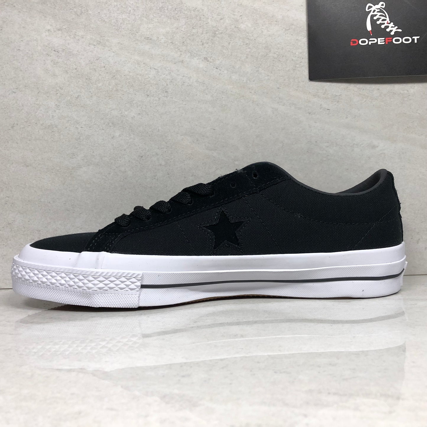 Converse One Star Canvas Ox Size 8/Size 9/Size 10 Black/White 153710C - Converse