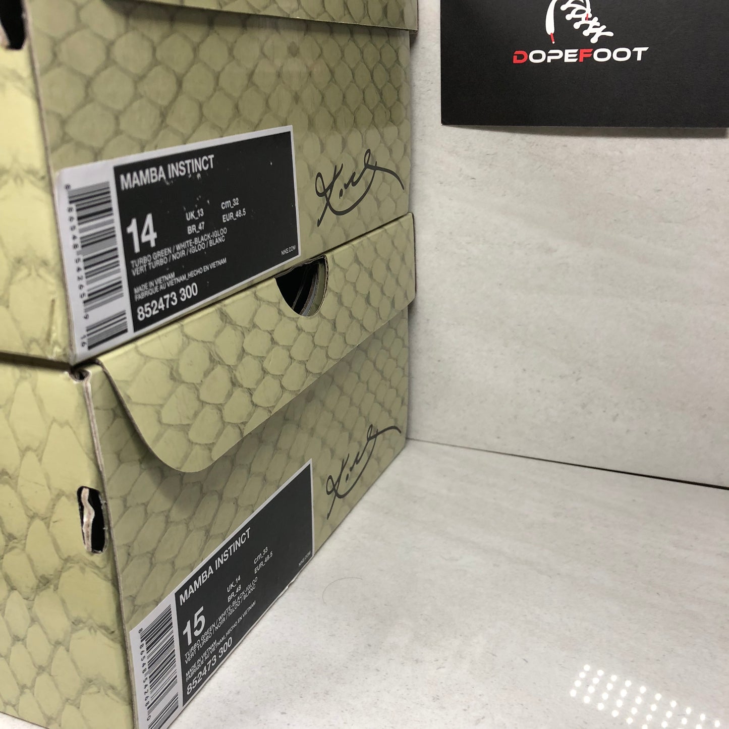 DS Nike Kobe Mamba Instinct Talla 9.5/Talla 12/Talla 14/Talla 15 Turbo Verde 852473 300