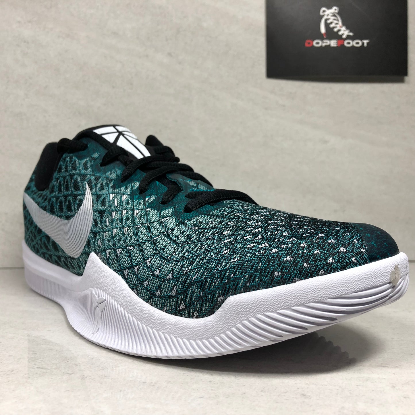 DS Nike Kobe Mamba Instinct Talla 9.5/Talla 12/Talla 14/Talla 15 Turbo Verde 852473 300