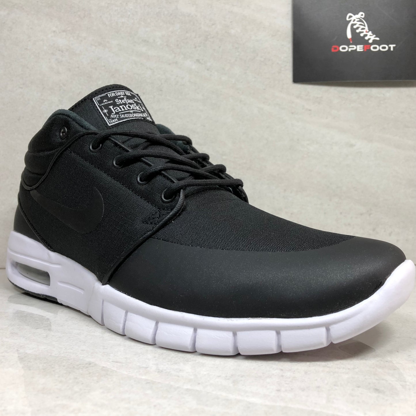 Nike Stefan Janoski Max Mid - 807507 001 - Taille 9.5 Noir/Blanc