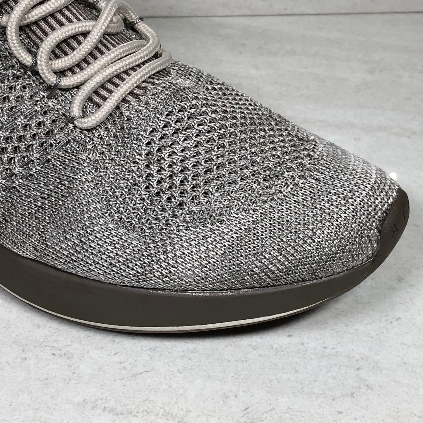 Nike Air Zoom Mariah Flyknit Racer String - 918264 200 - Hombre Talla 10/Talla 11.5