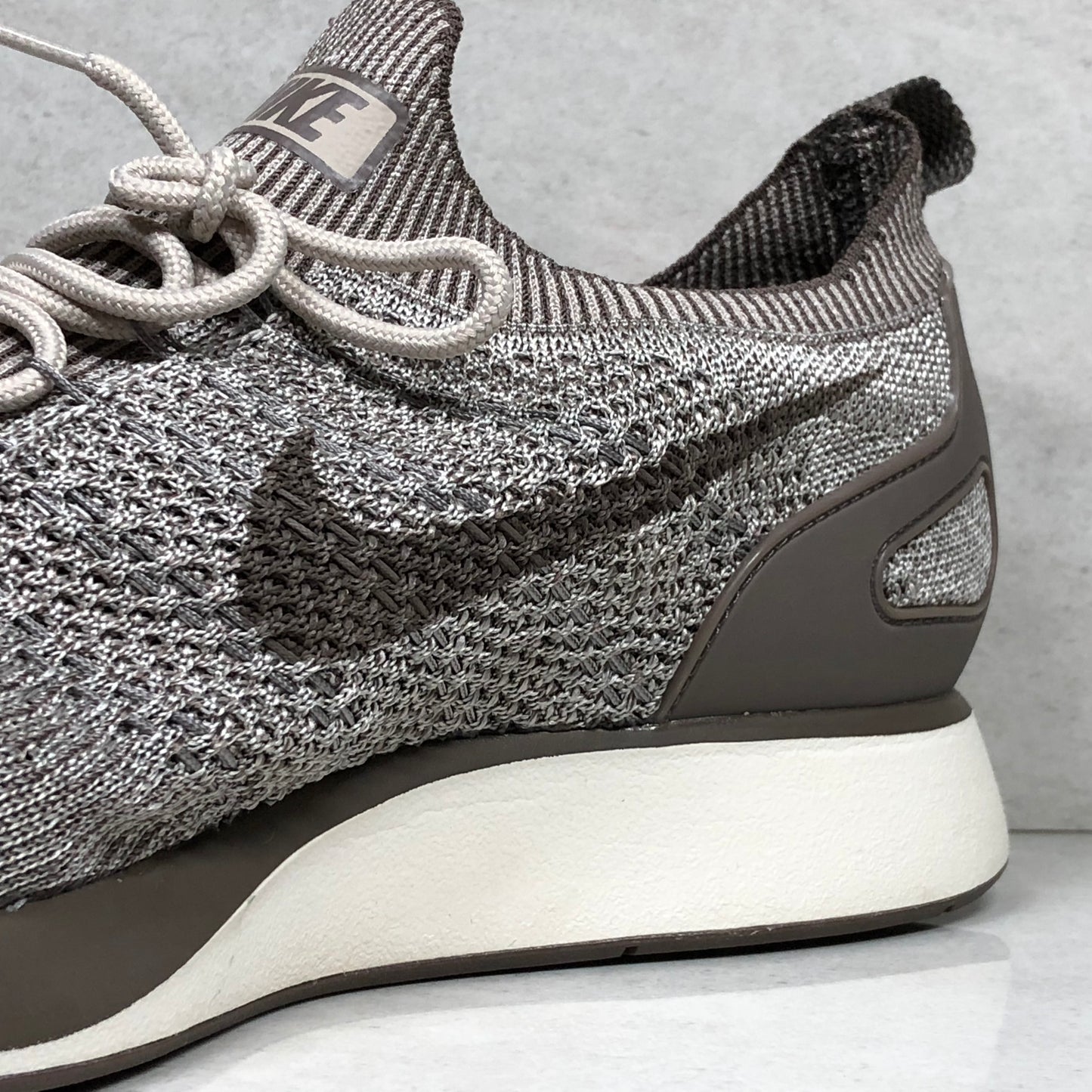Nike Air Zoom Mariah Flyknit Racer String - 918264 200 - Hombre Talla 10/Talla 11.5