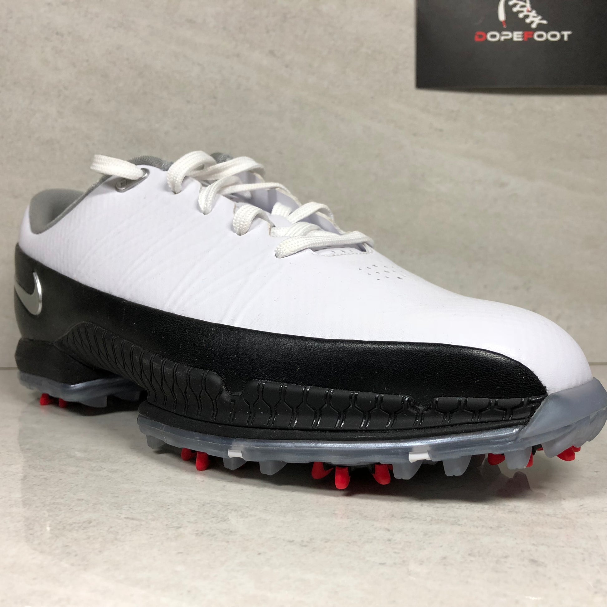 DS Nike Air Zoom Attack Golf Shoes Size 9 White/Black 853739 101 - Nike