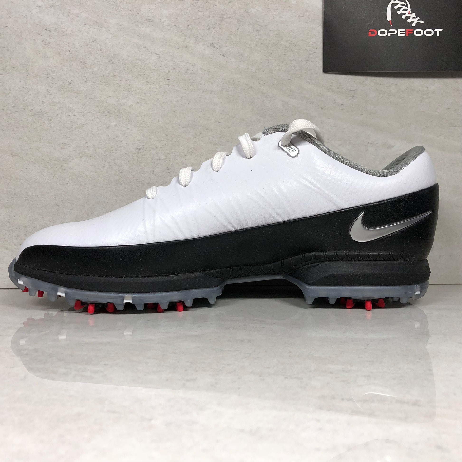 DS Nike Air Zoom Attack Golf Shoes Size 9 White/Black 853739 101 - Nike