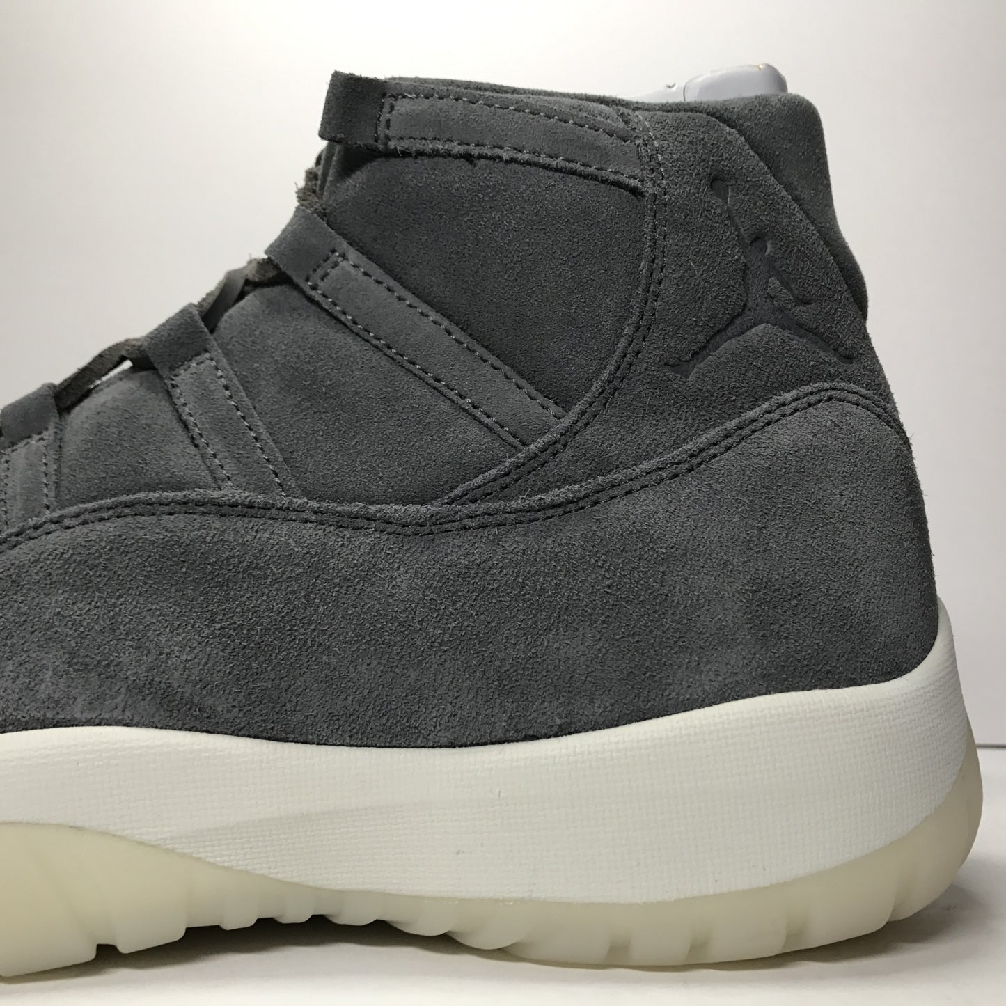 DS Nike Air Jordan 11 XI Retro Prem Pinnacle Gris Gamuza Talla 15