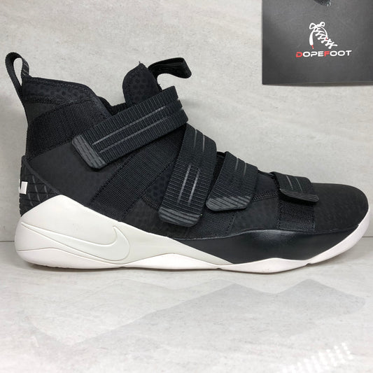 DS Nike Lebron Soldier 11 XI SFG Talla 13 Negro 897646 004