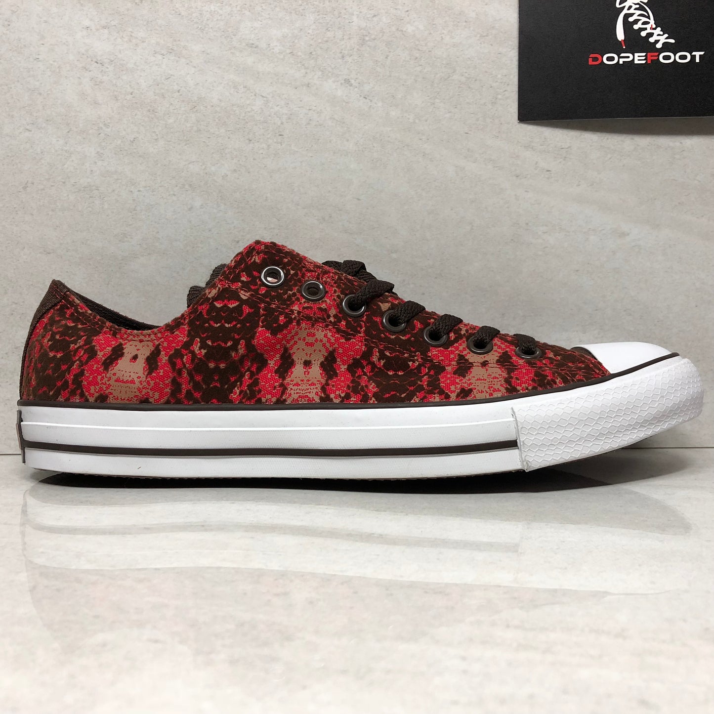 Converse CTAS OX LO Size 11 Tango Red 136117C - Converse