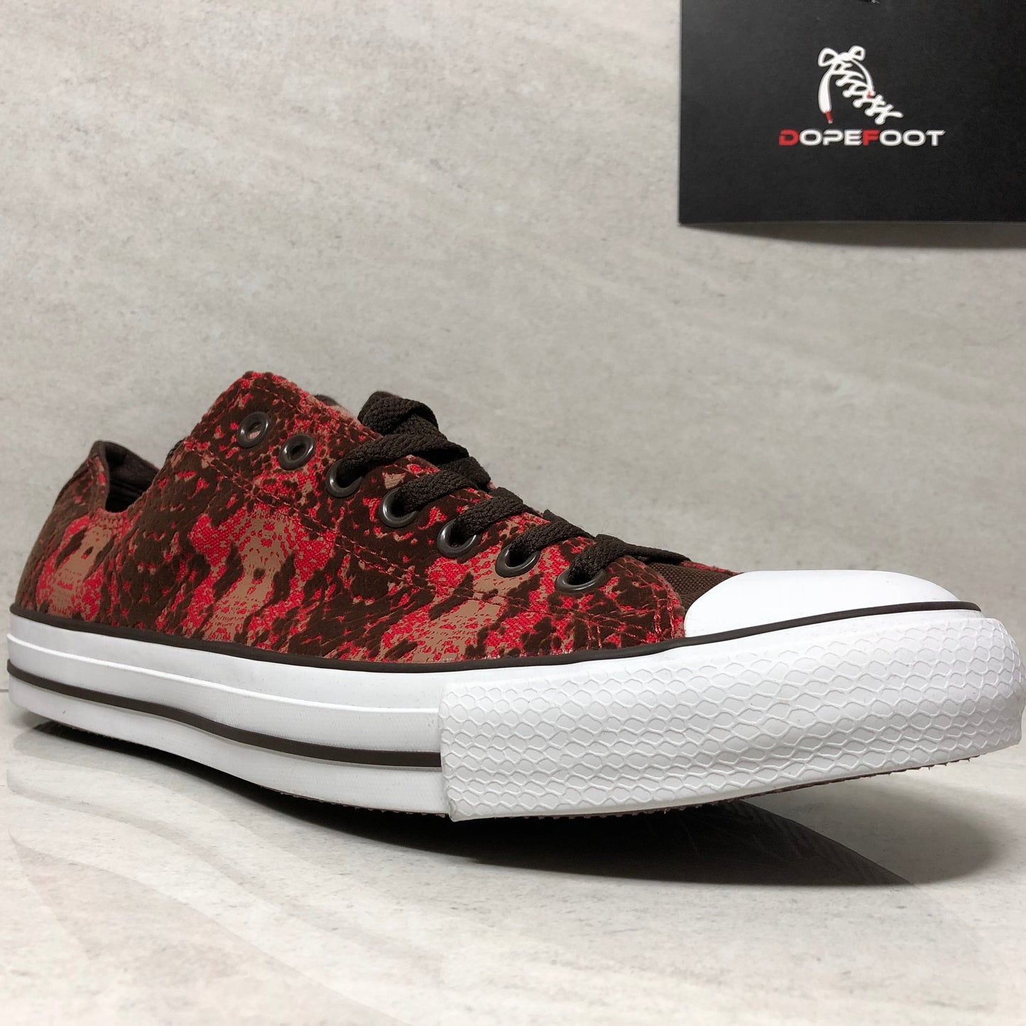 Converse CTAS OX LO Size 11 Tango Red 136117C - Converse