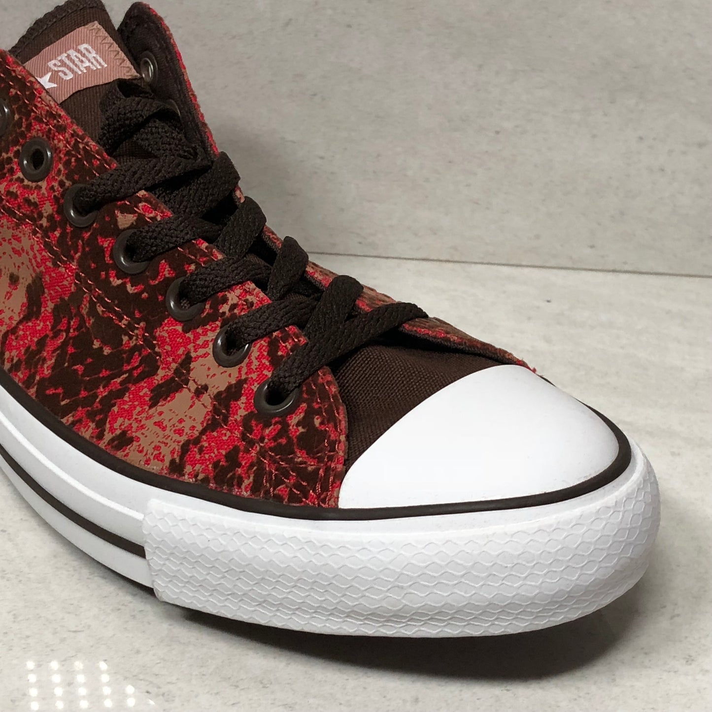 Converse CTAS OX LO Size 11 Tango Red 136117C - Converse