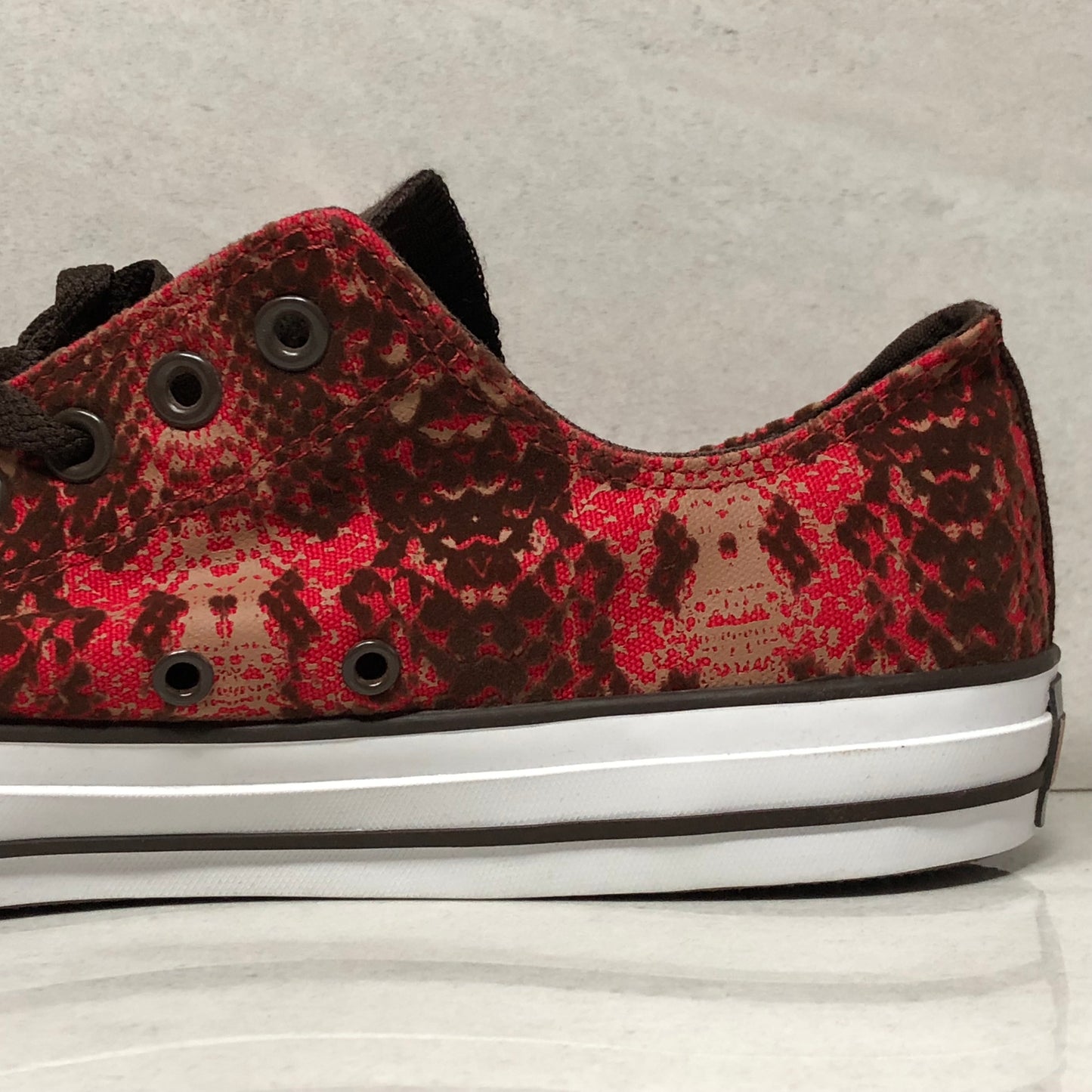 Converse CTAS OX LO Size 11 Tango Red 136117C - Converse
