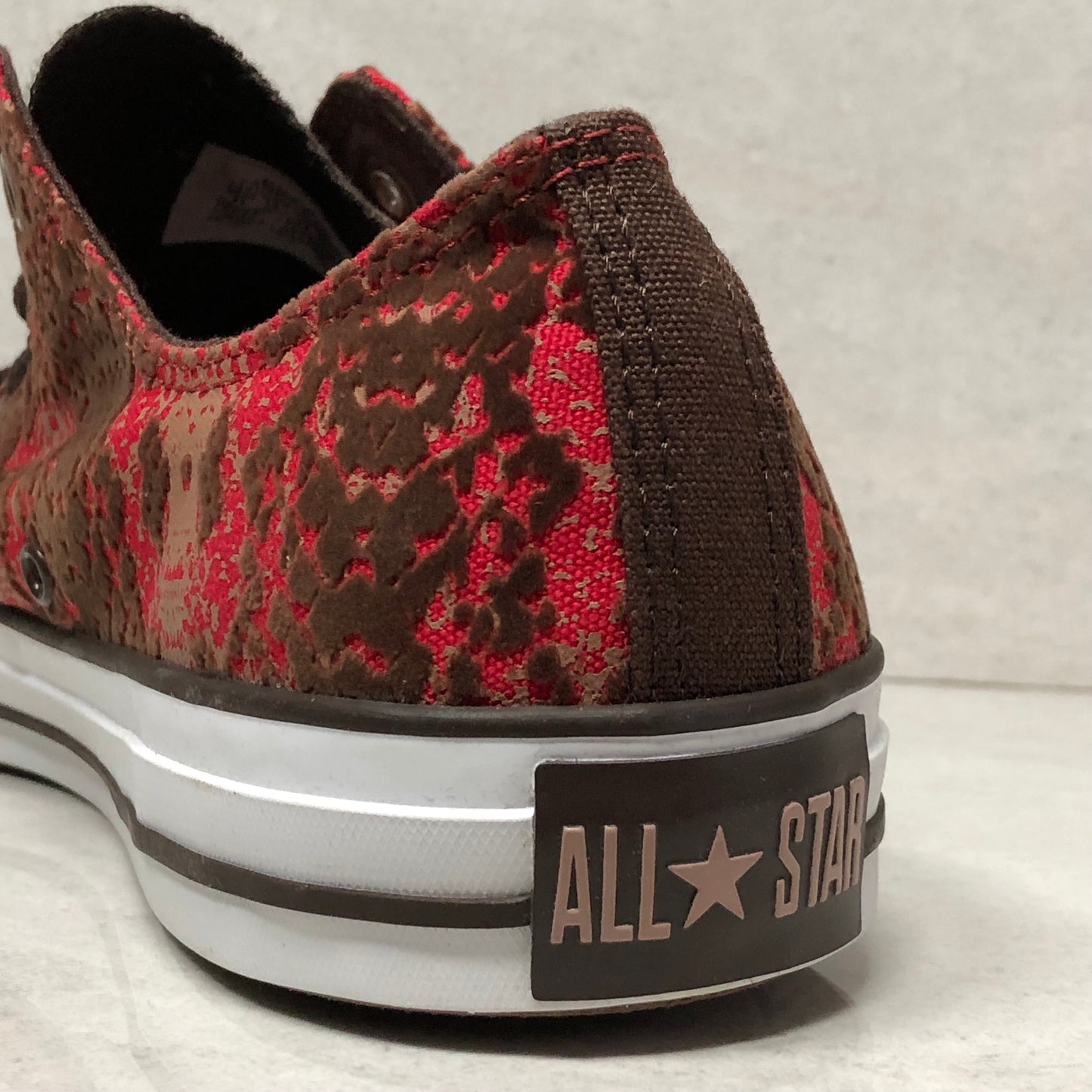 Converse CTAS OX LO Size 11 Tango Red 136117C - Converse