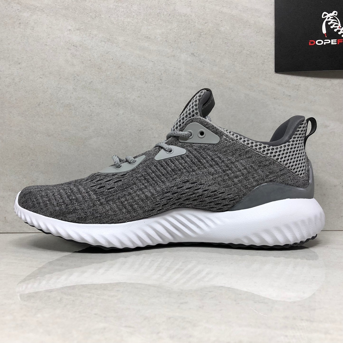 DS Mujer Adidas Alpha Bounce Talla 8 Grises BW1194