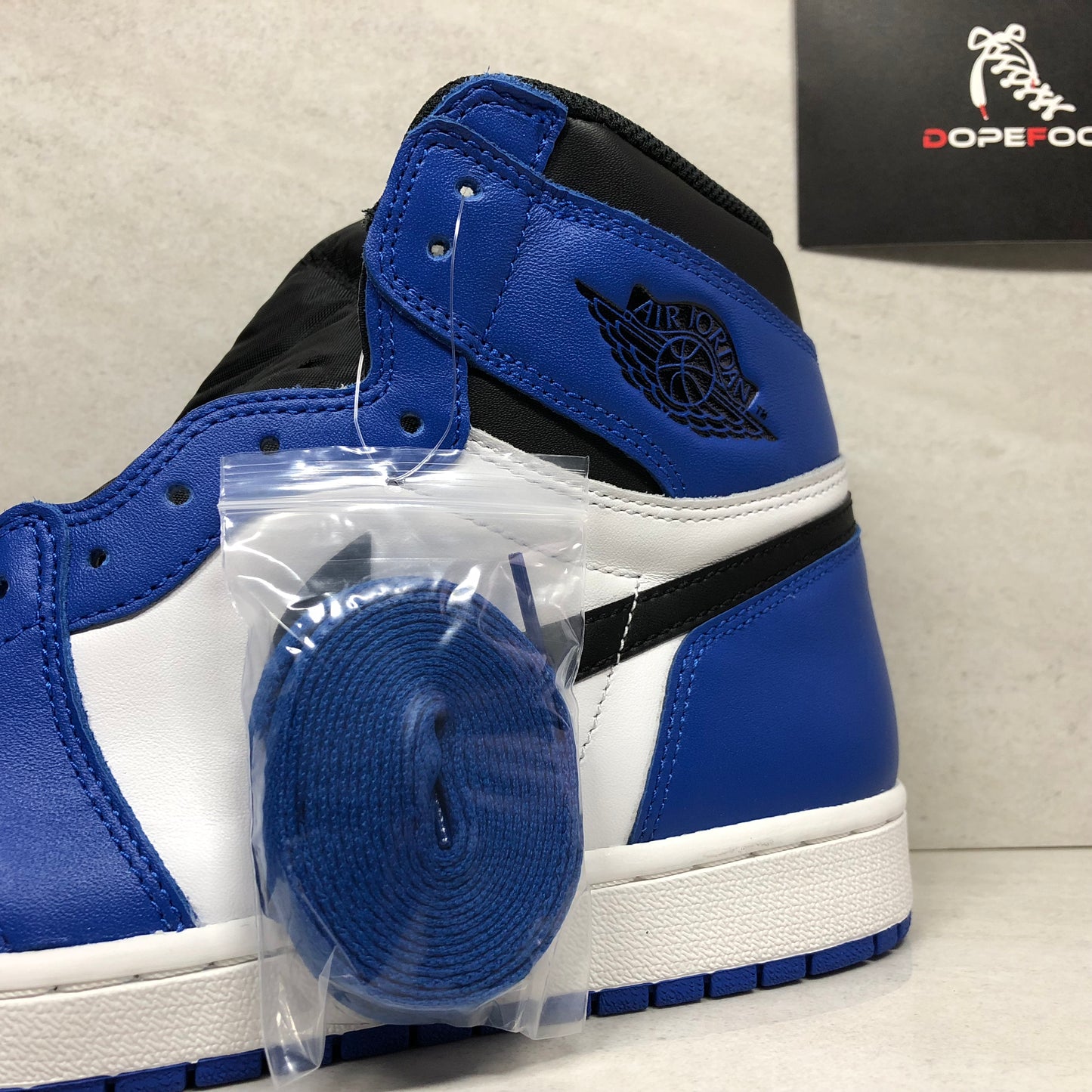 DS Nike Air Jordan 1 I High OG Game Royal Tamaño 12 Azul 555088 403