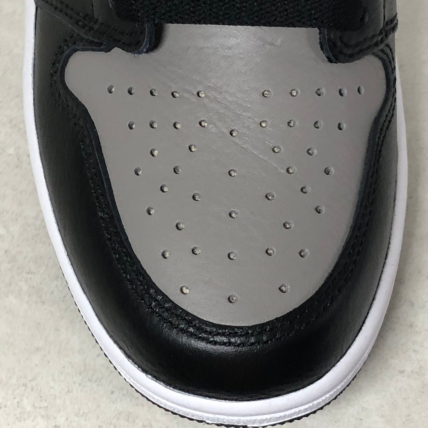 DS Nike Air Jordan 1 I High OG Shadow Gris Tamaño 9 Azul 555088 013