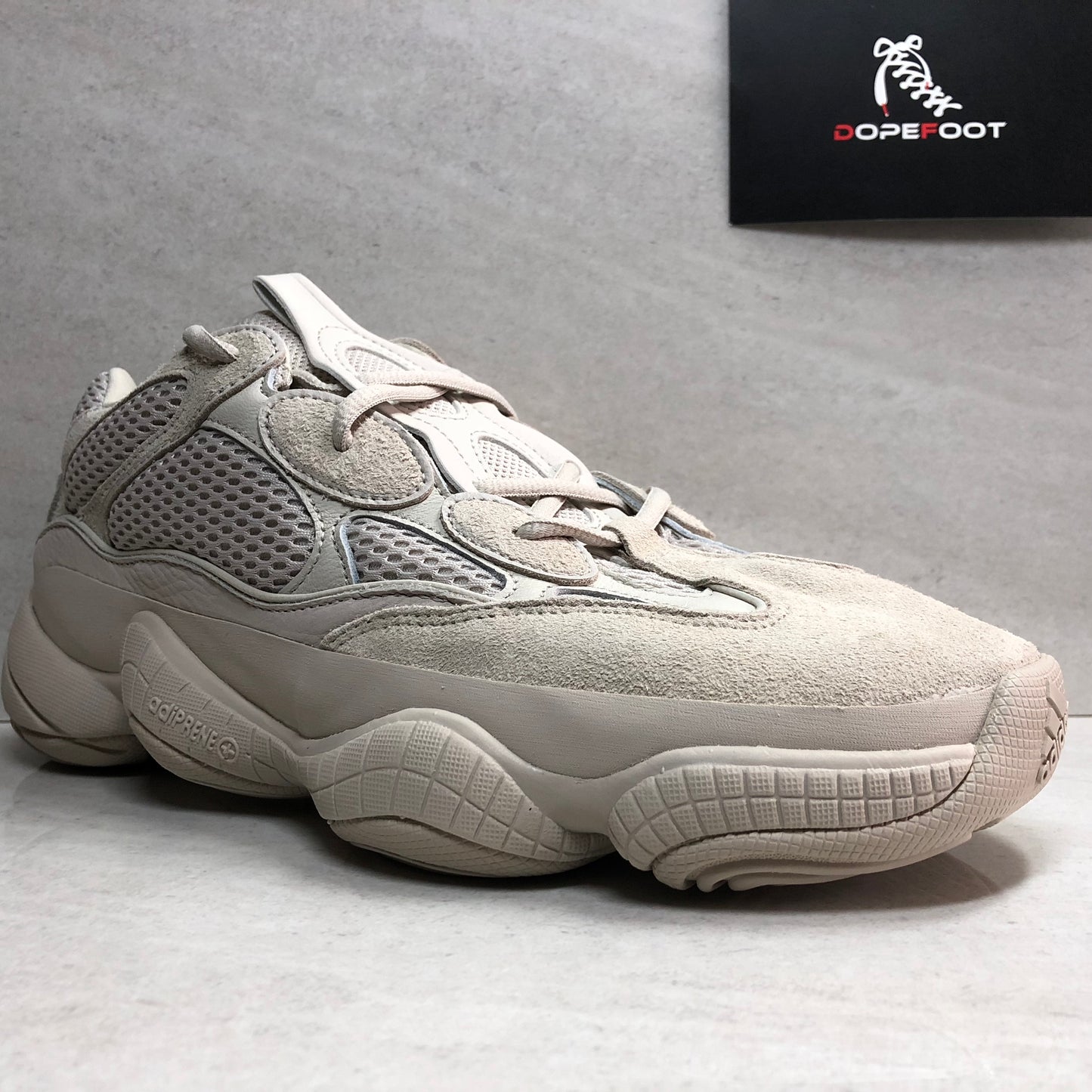 DS Adidas Yeezy 500 Size 10 Blush DB2908