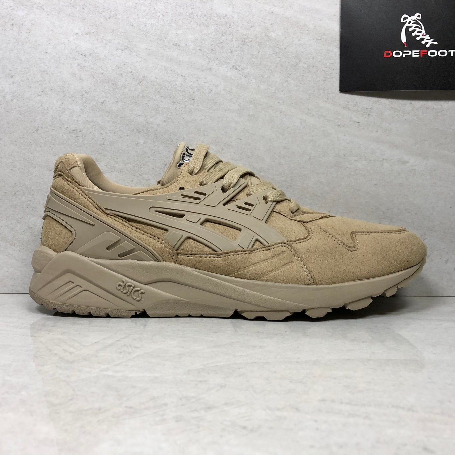 DS ASICS Kayano Trainer Arena Talla 9/Talla 12 bronceado H72QJ 0505