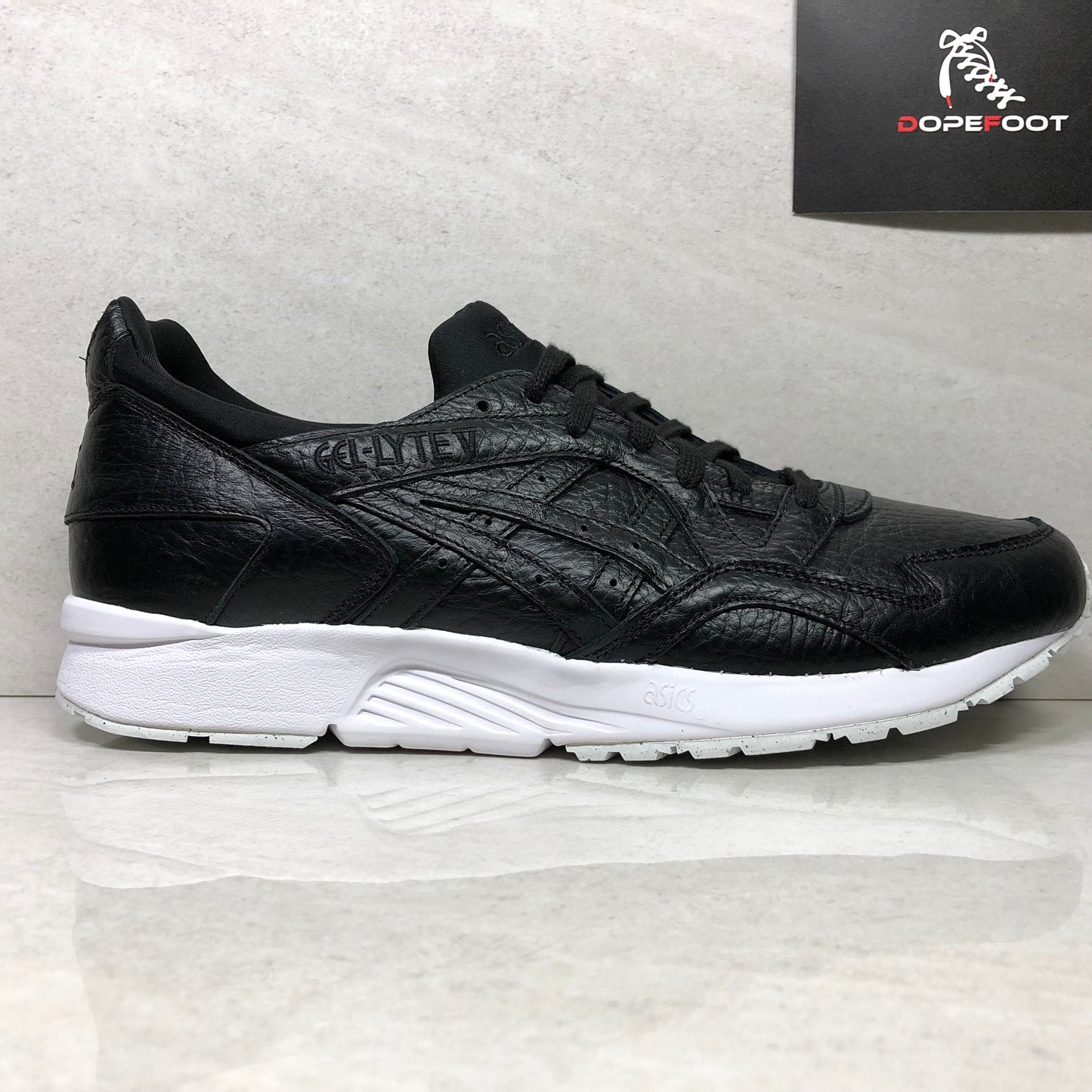DS ASICS Tiger Gel Lyte V Talla 13 Negro Tumbled Leather HL703 9090