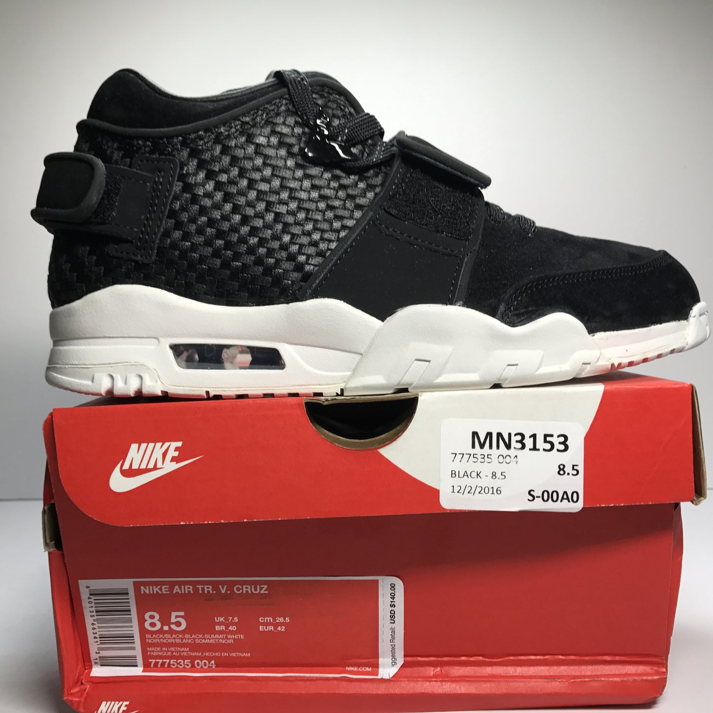 DS Nike Victor Cruz Negro/Blanco Talla 8.5
