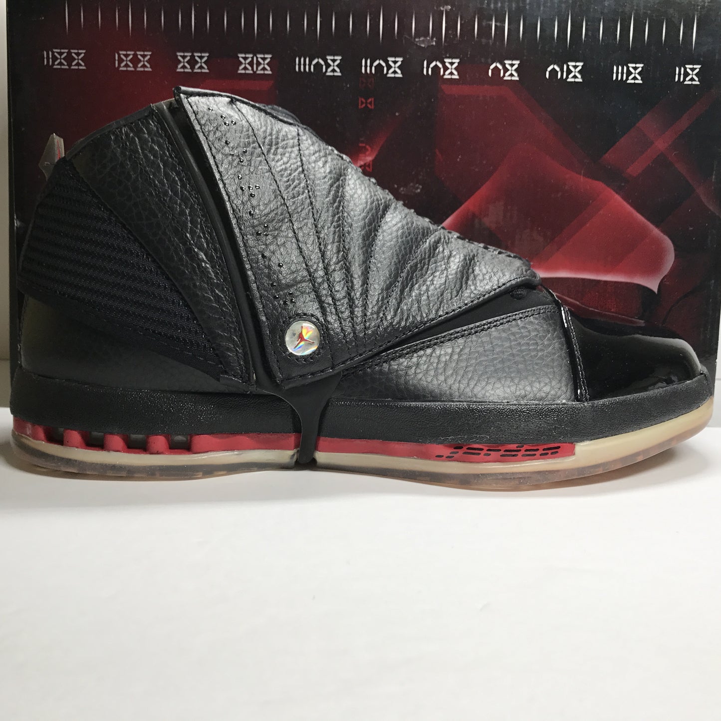 DS Nike Air Jordan 16 XVI CDP Bred Size 8
