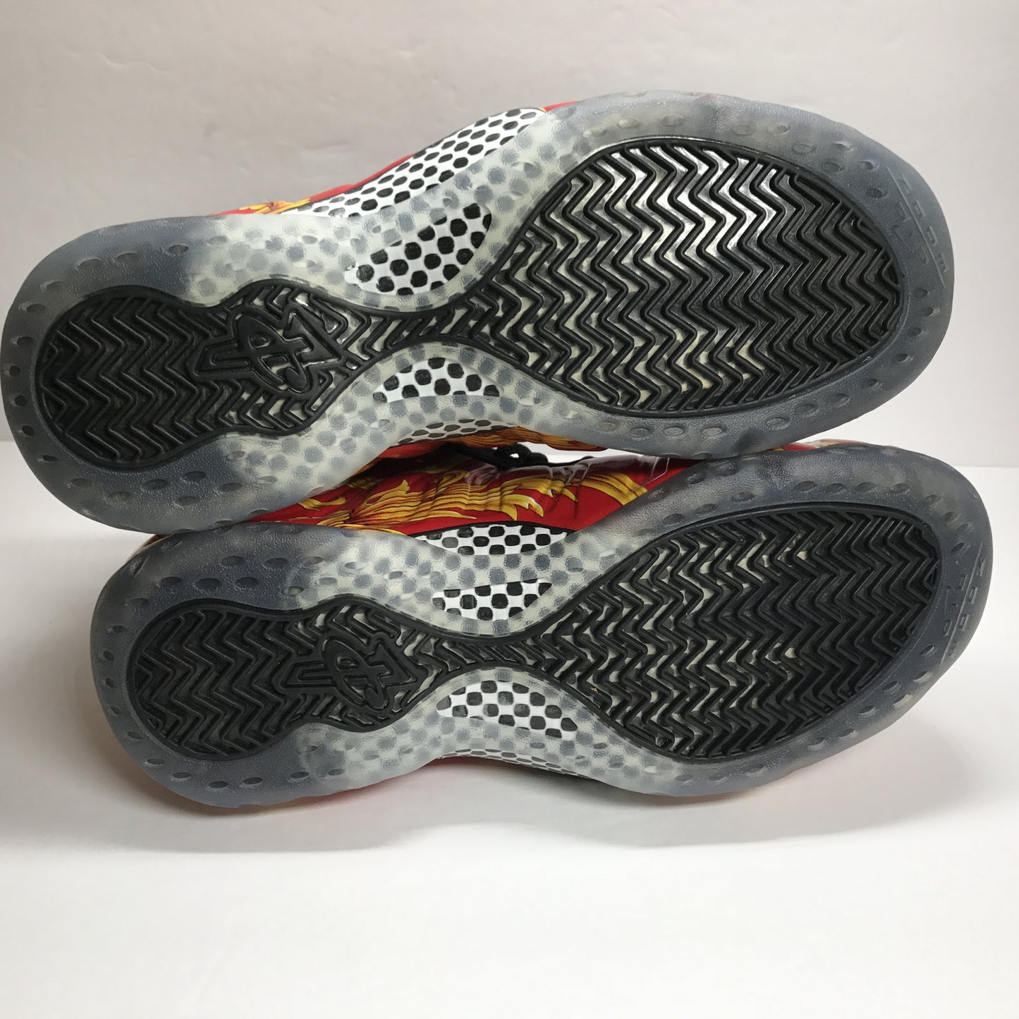 DS Nike Air Foamposite One 1 Supreme SP Sport Rouge/Or Taille 8.5