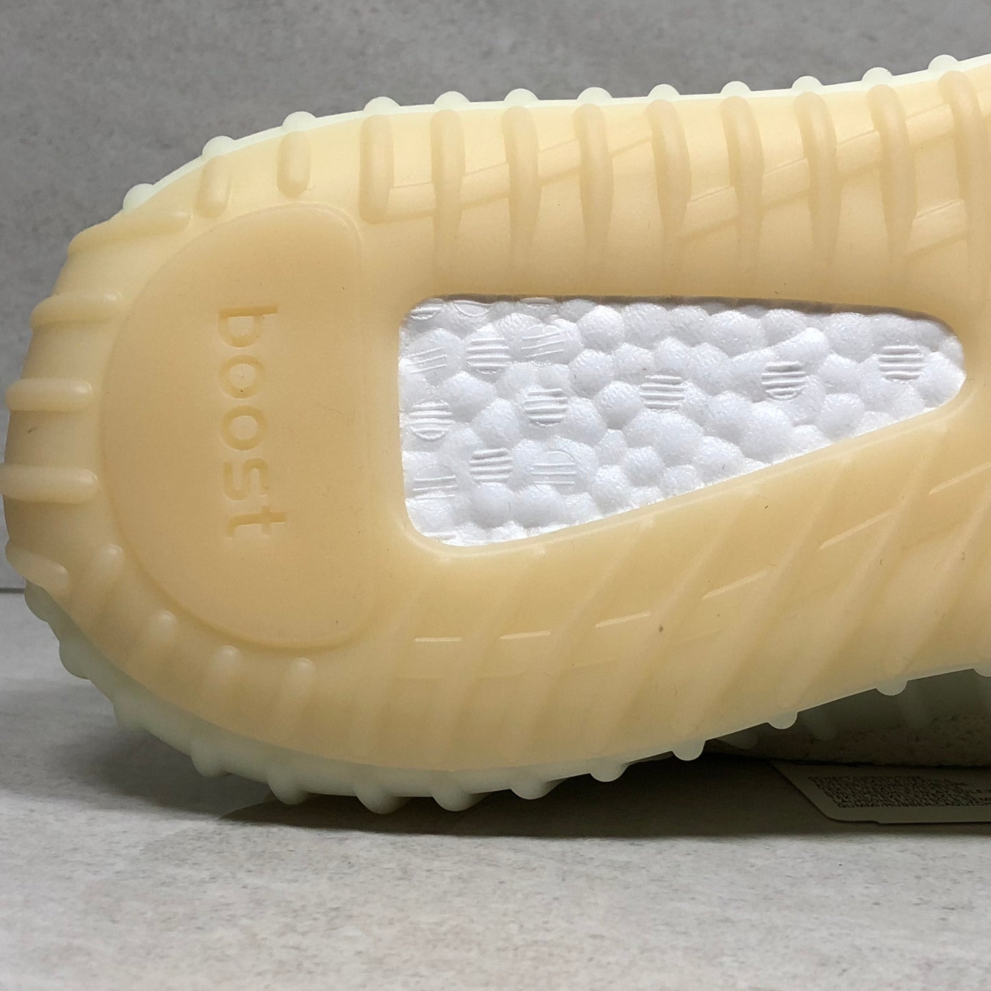 Adidas Yeezy Boost 350 V2 Butter F36980 Men's Size 10