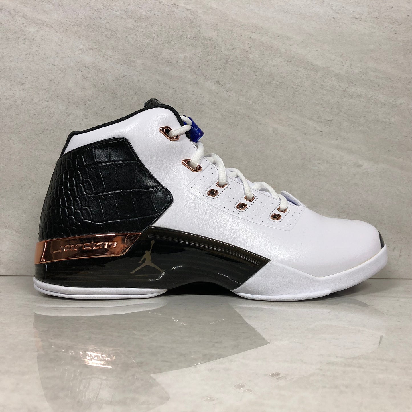 Nike Air Jordan 17 + XVII Retro Copper - 832816-122 - Size 8.5 White - Jordan