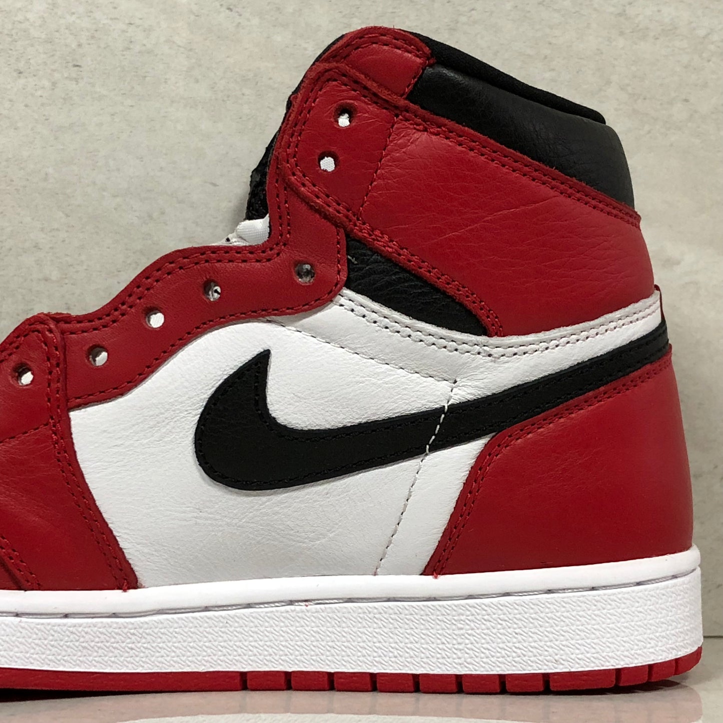Nike Air Jordan 1 I Retro High OG Homage To Home 861428 061 Hombre Talla 11,11.5/Talla 12