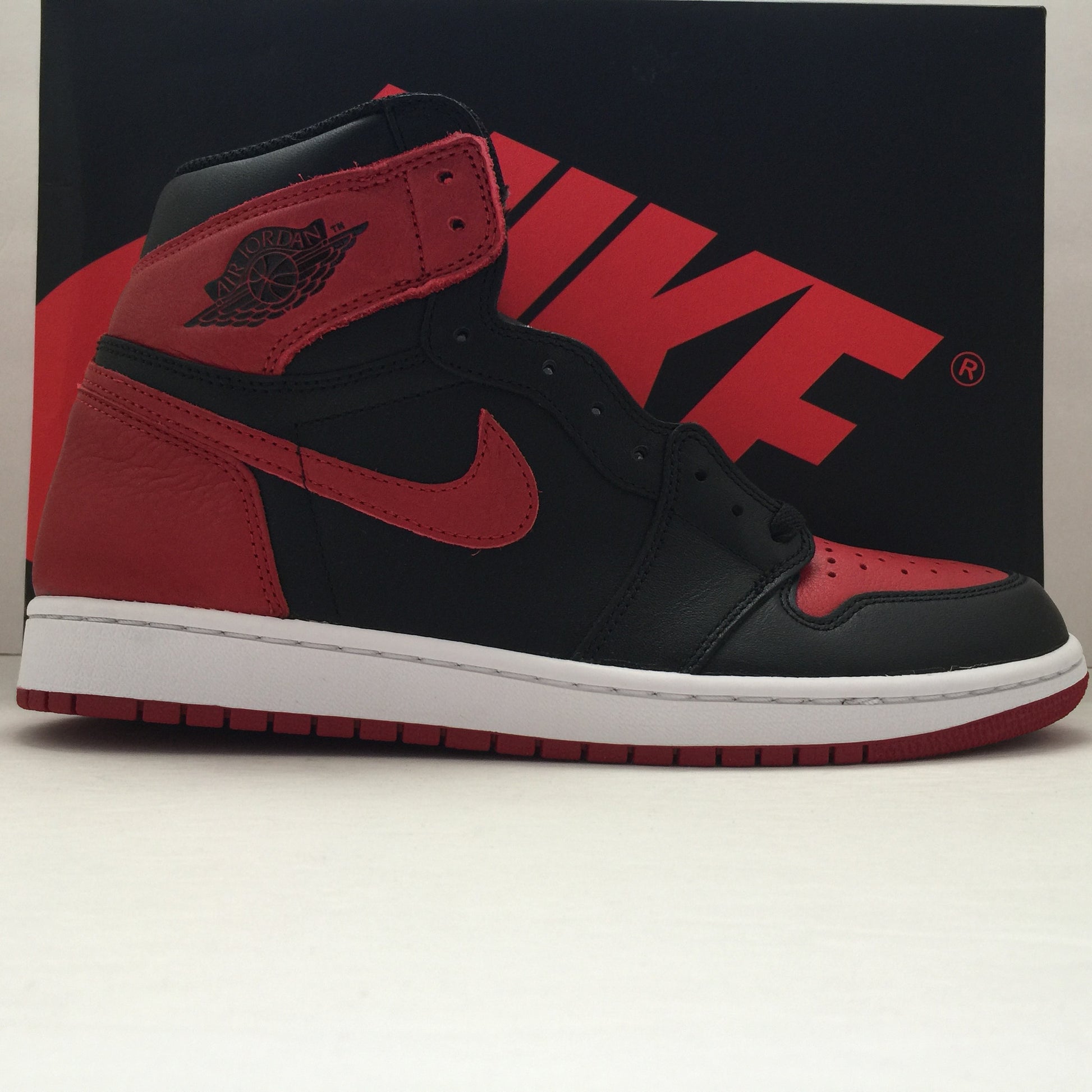 DS Nike Air Jordan 1 I High OG Banned Size 10/Size 10.5/Size 11.5/Size 12/Size 13/Size 14 - DOPEFOOT
 - 2